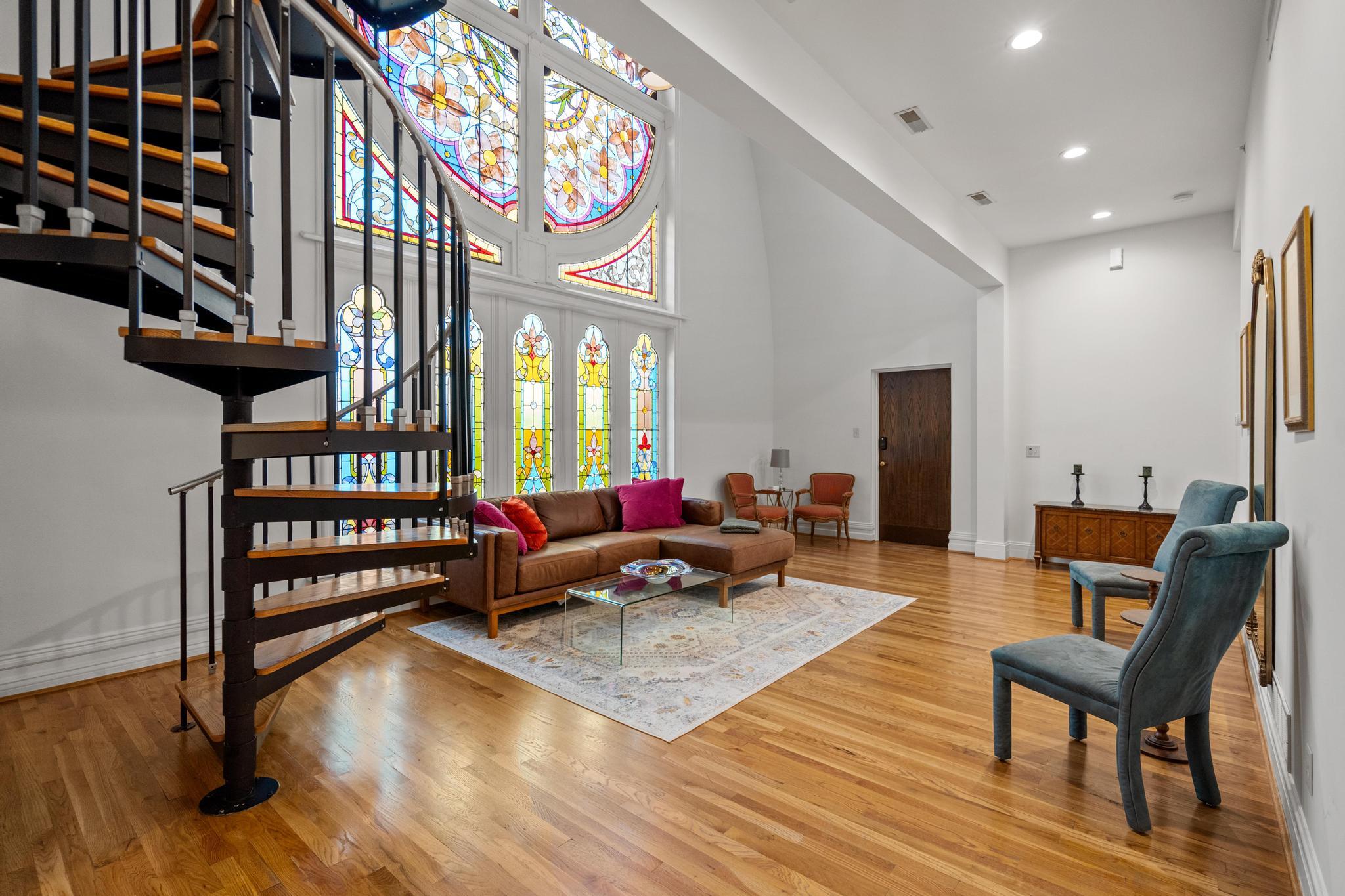 320 Poplar Street, A Property Photo 3