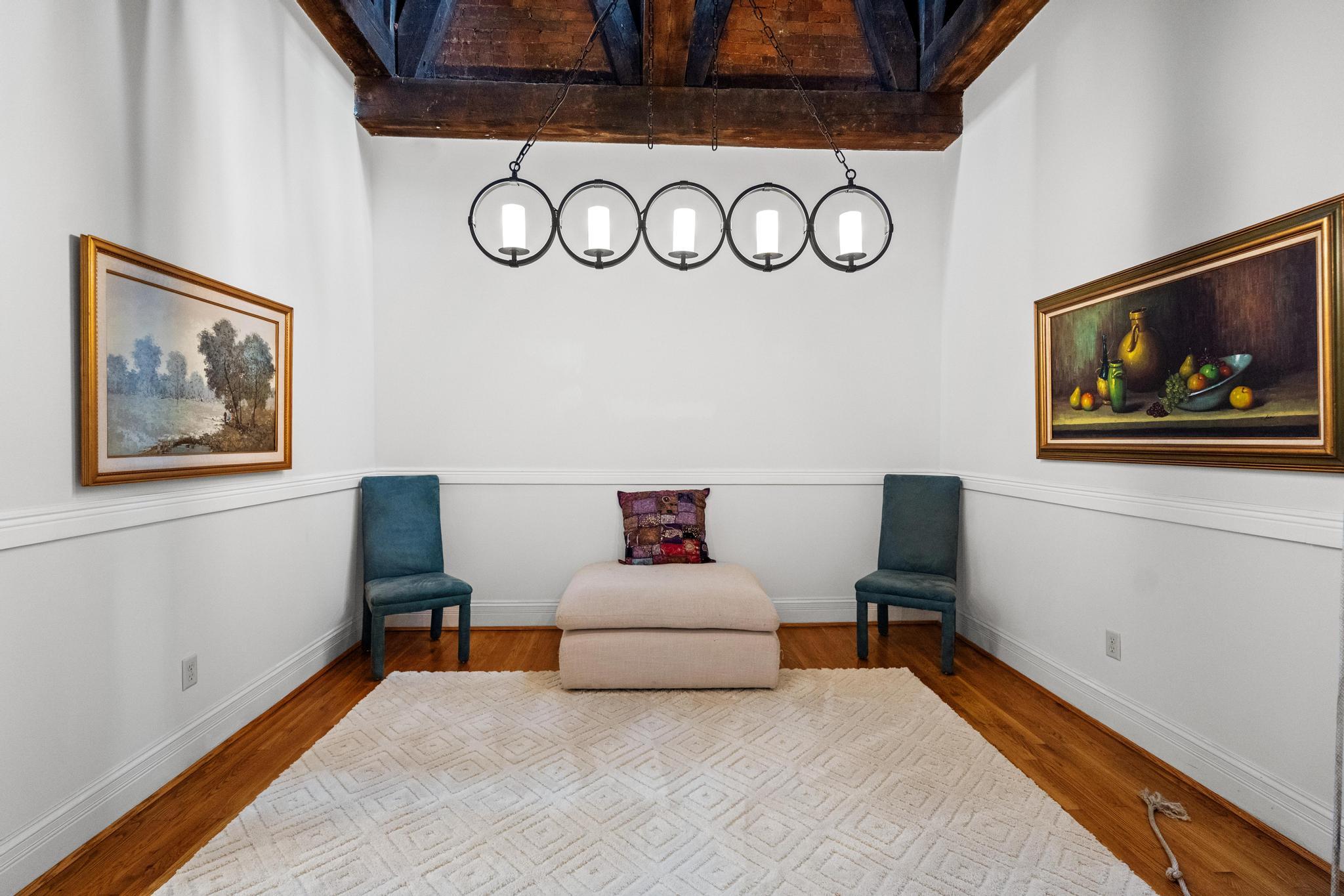 320 Poplar Street, A Property Photo 11