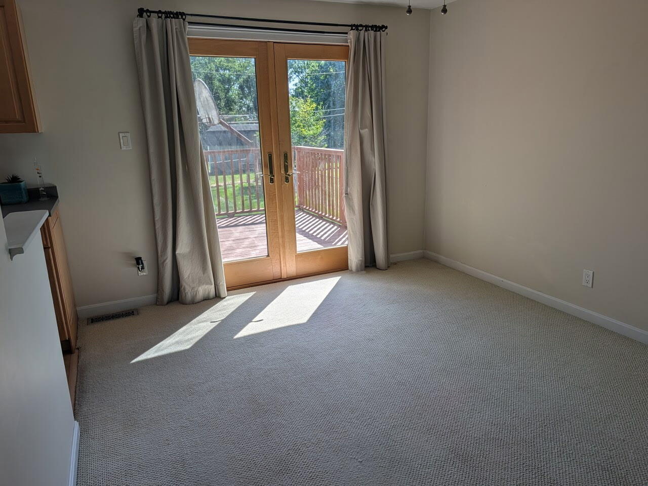 102 Tando Way Property Photo 6