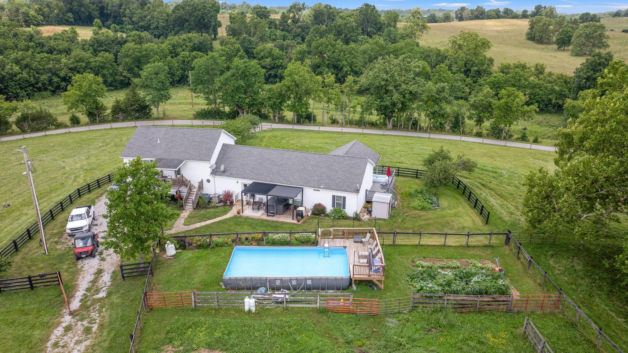 783a Rutland Road Property Photo 4