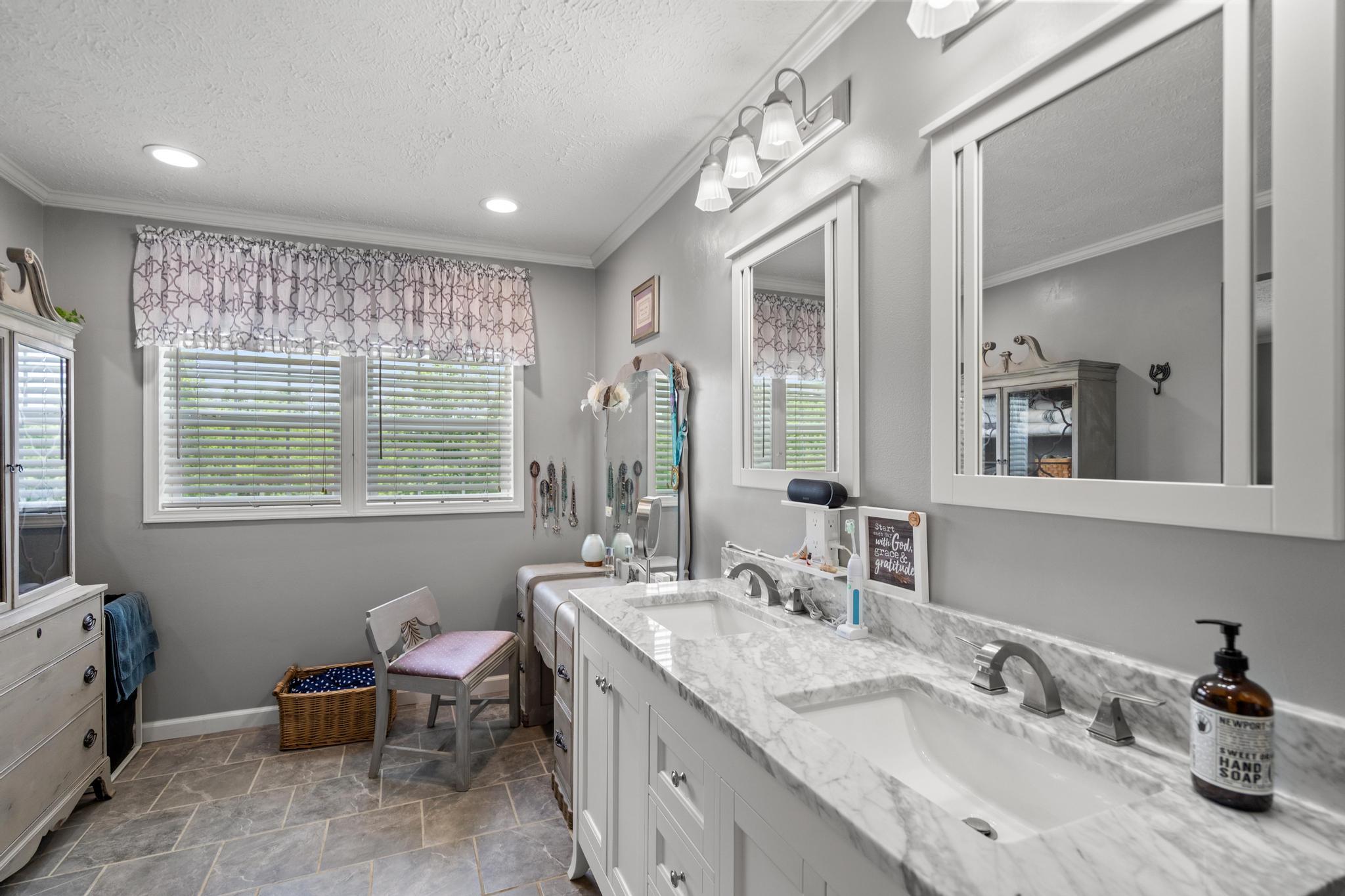 783a Rutland Road Property Photo 15
