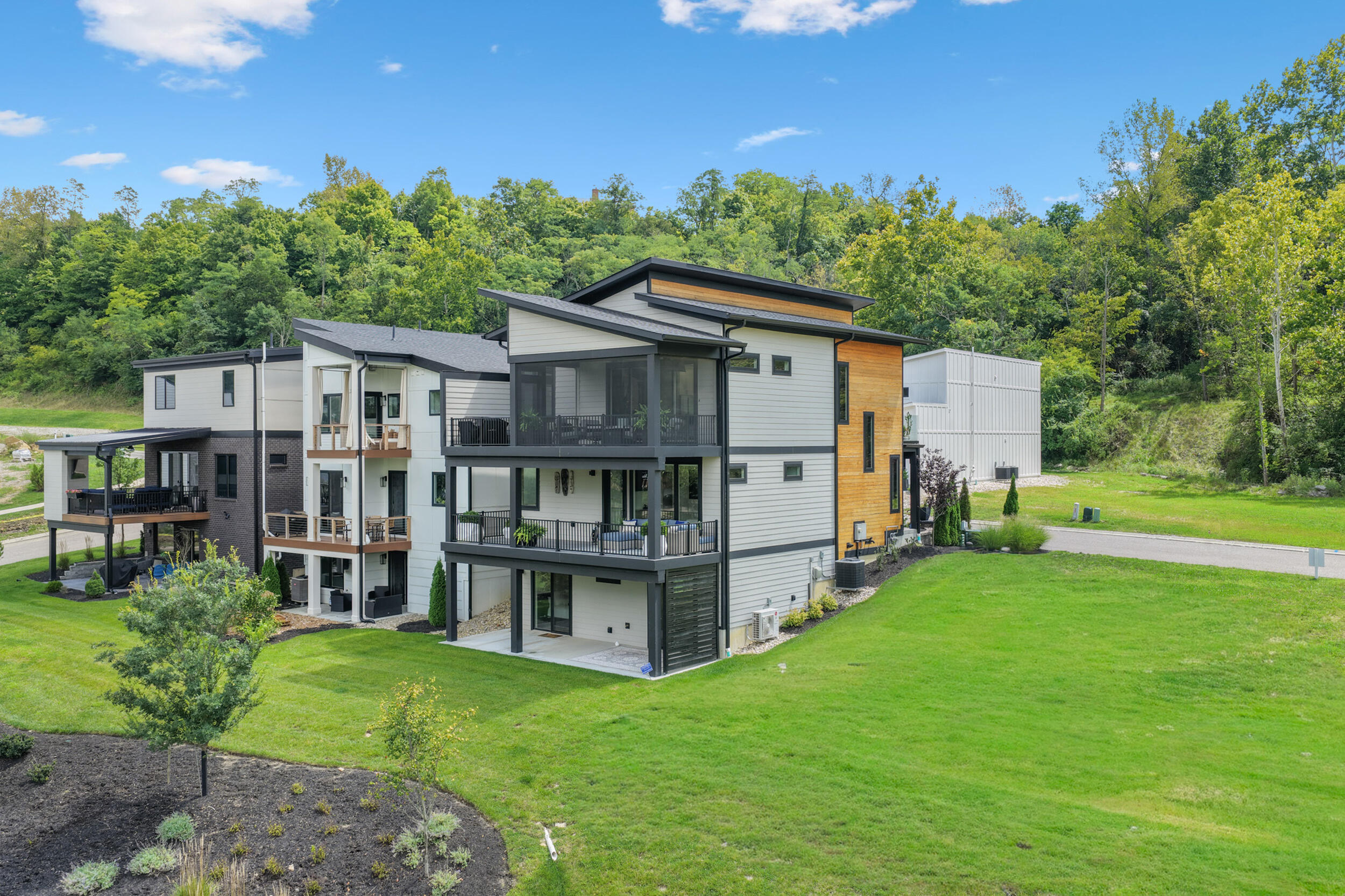 864 Belle Ridge Loop Property Photo 48