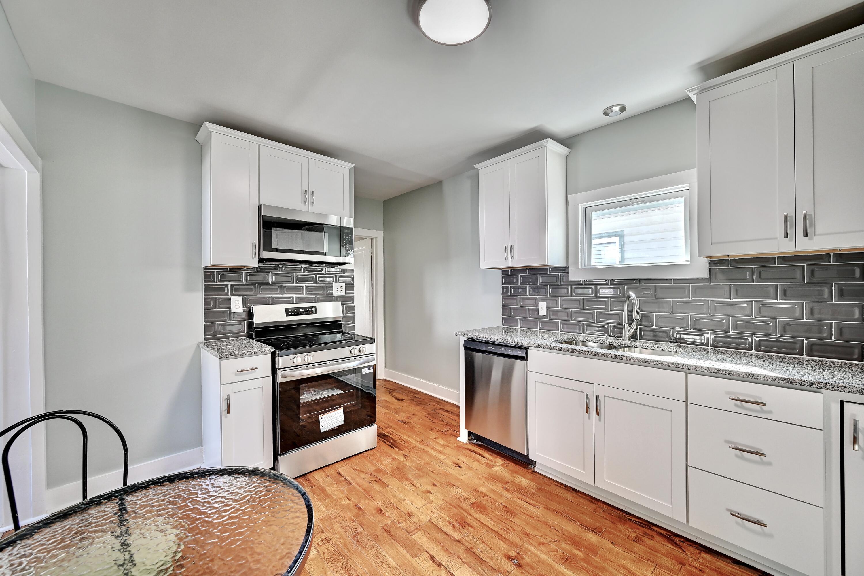 2414 Herman Street Property Photo 9