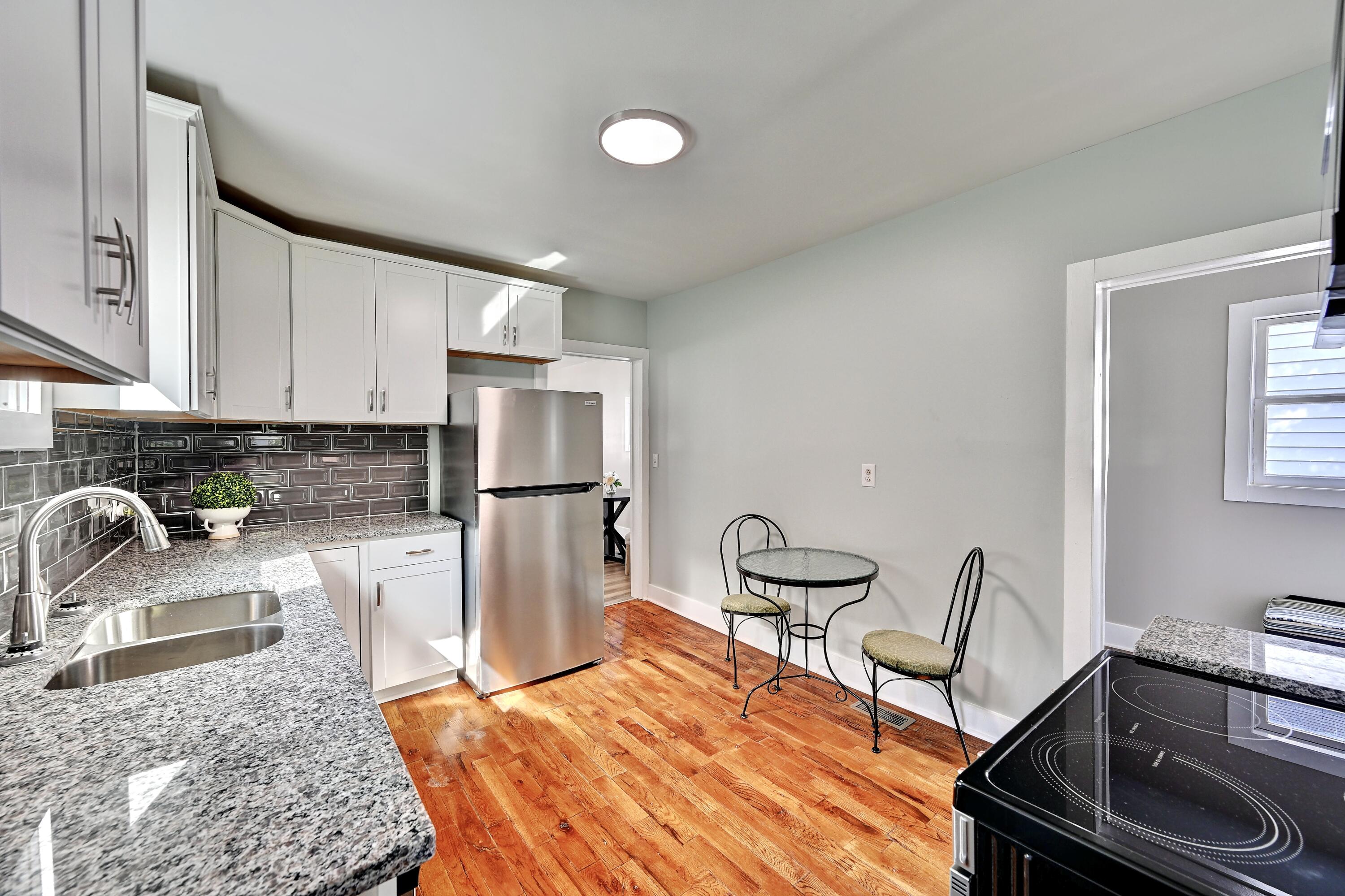 2414 Herman Street Property Photo 10