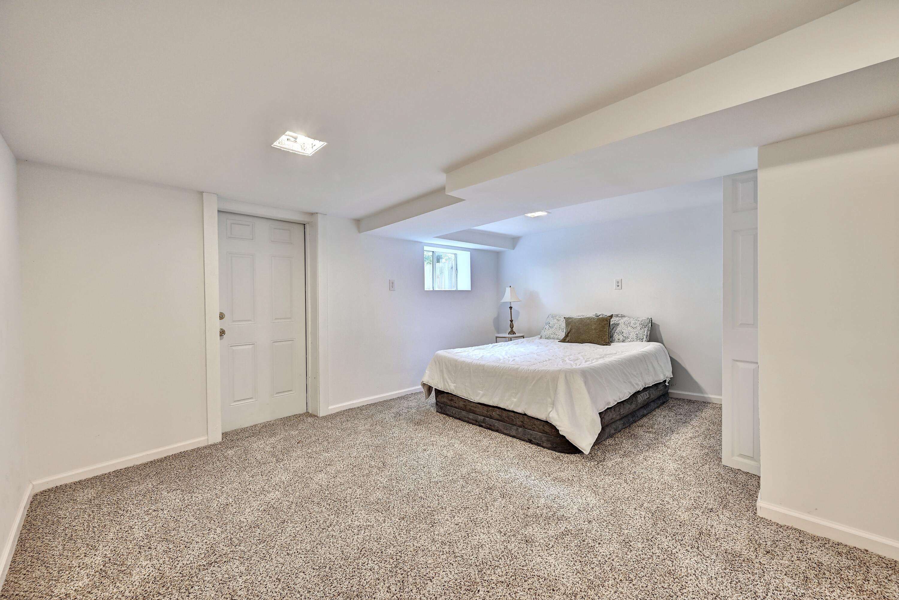 2414 Herman Street Property Photo 16