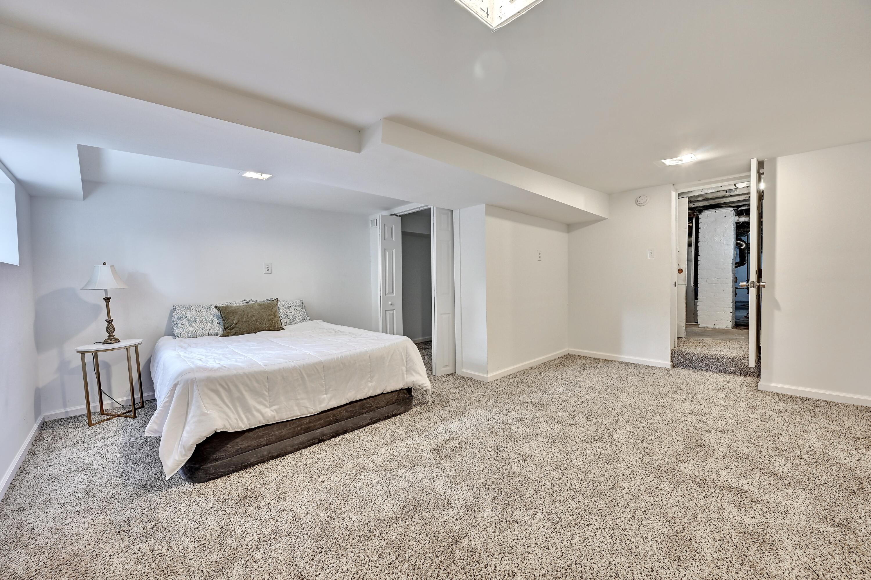 2414 Herman Street Property Photo 17