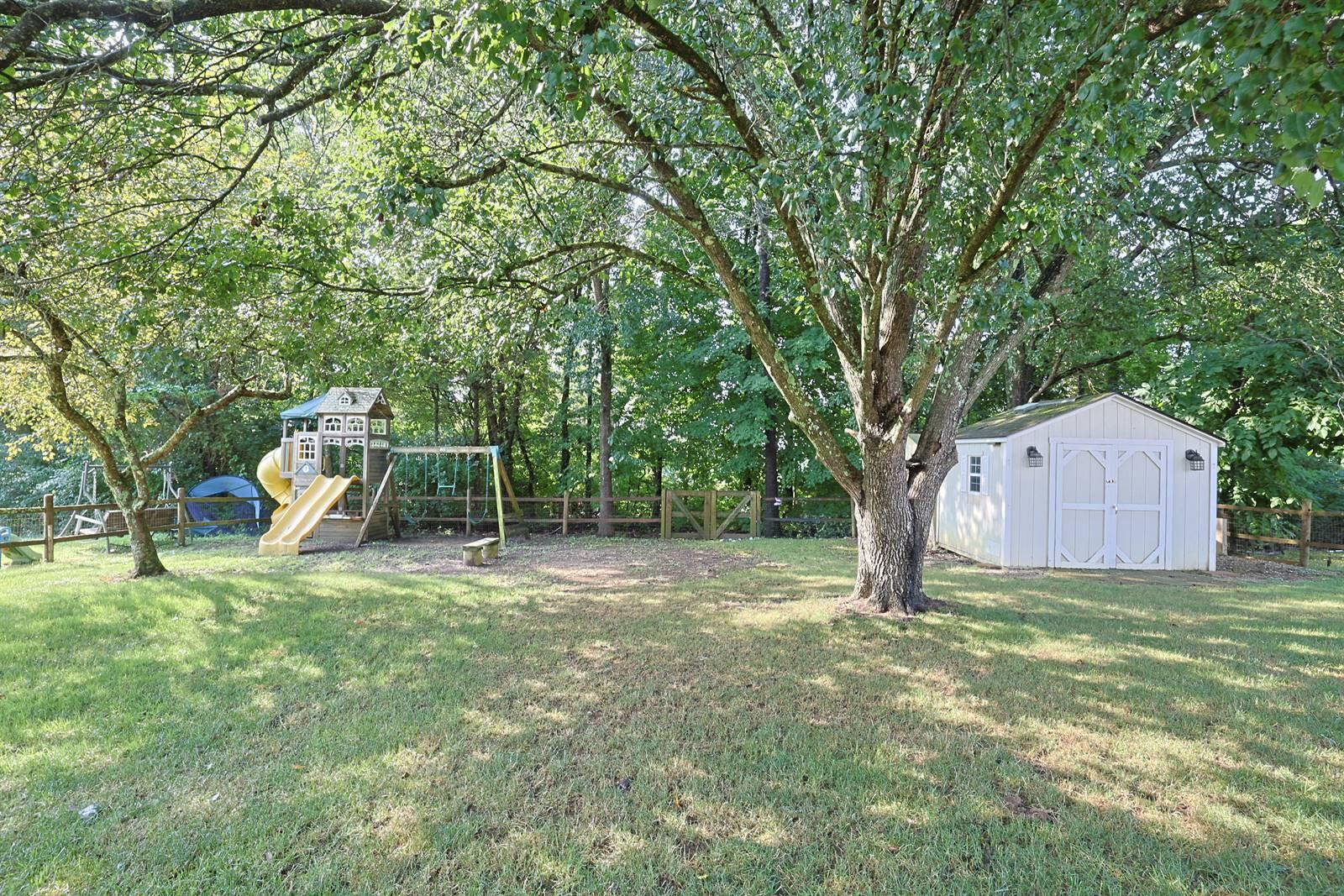 214 Springwood Drive Property Photo 43