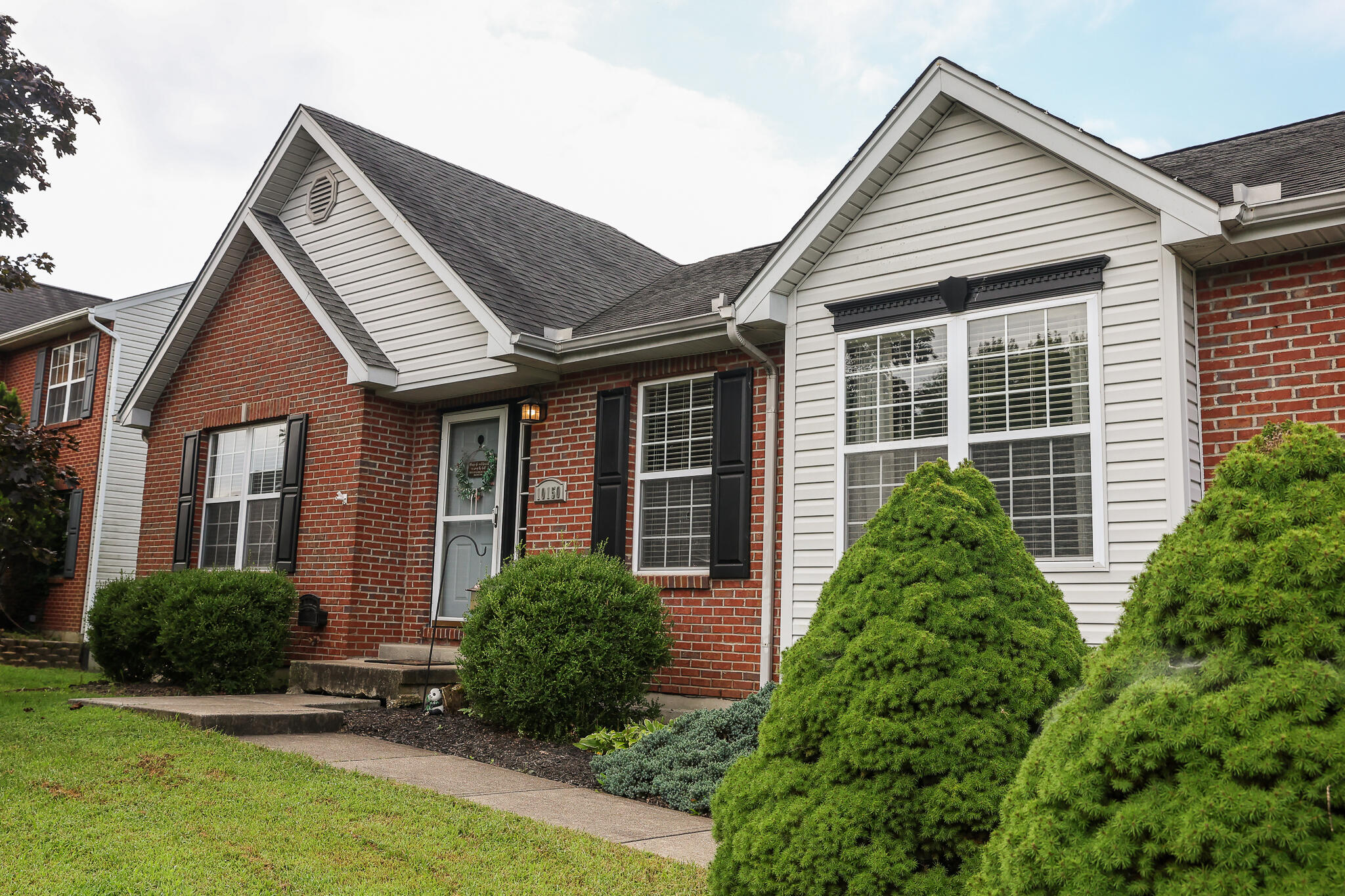 10150 Falcon Ridge Drive Property Photo 1