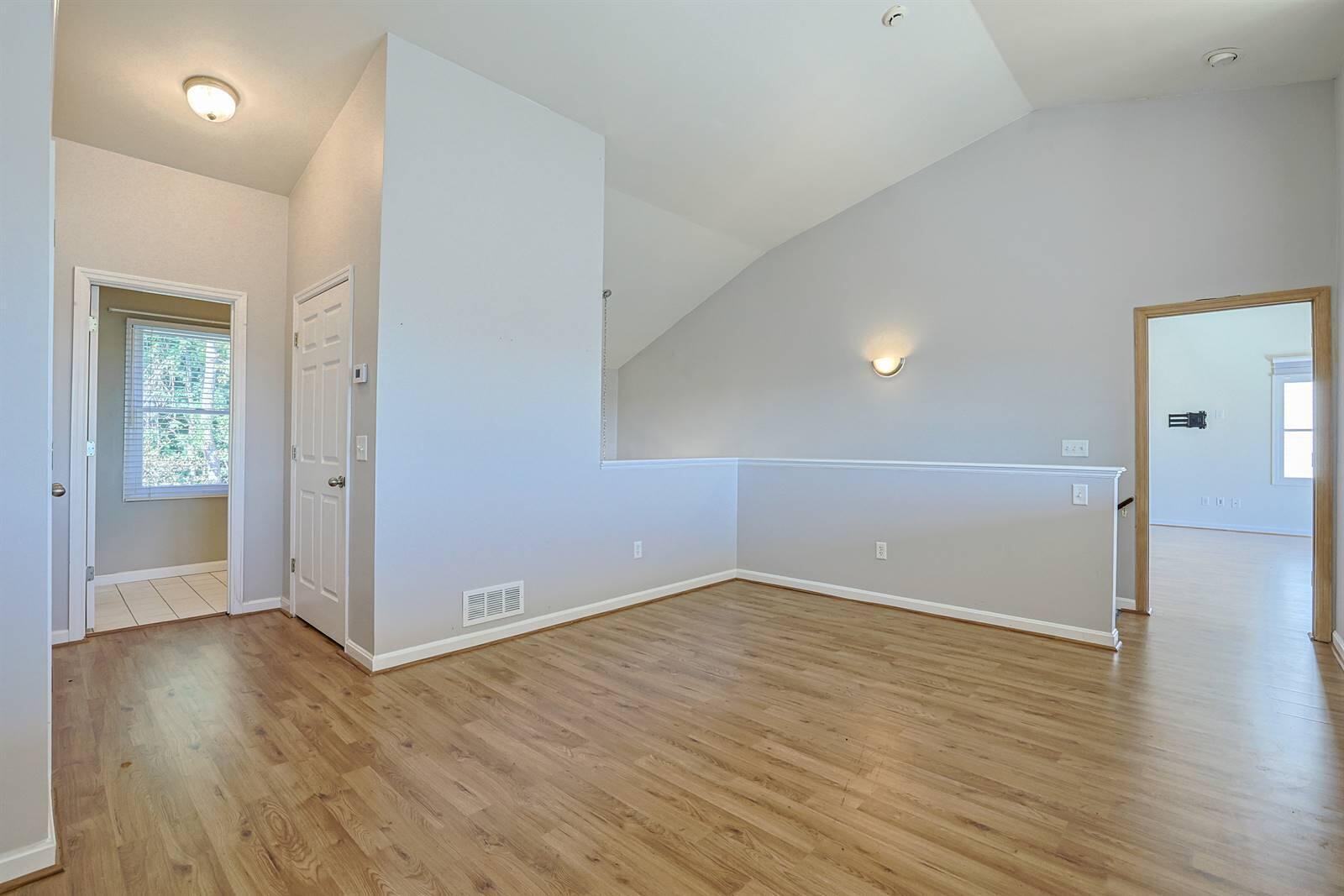 630 Pointe Benton Lane Property Photo 25
