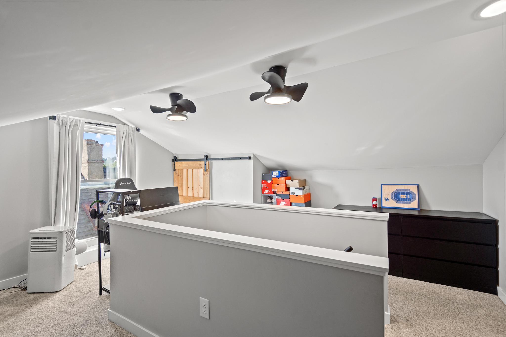 429 Clark Street Property Photo 18