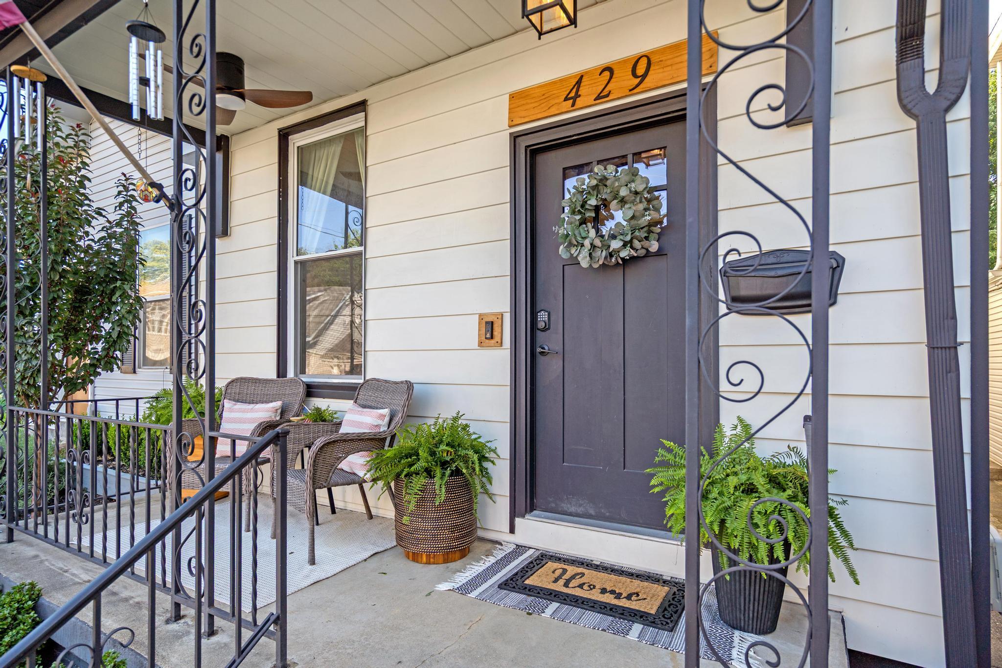 429 Clark Street Property Photo 27