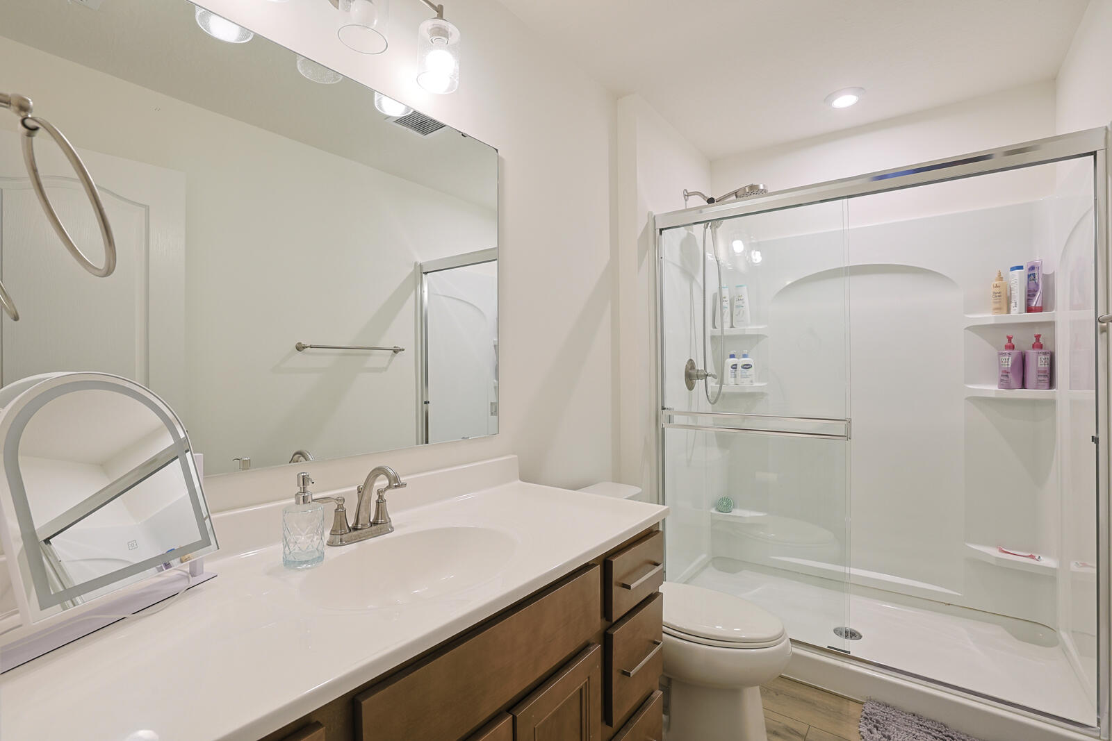 7801 Devonshire Drive Property Photo 13