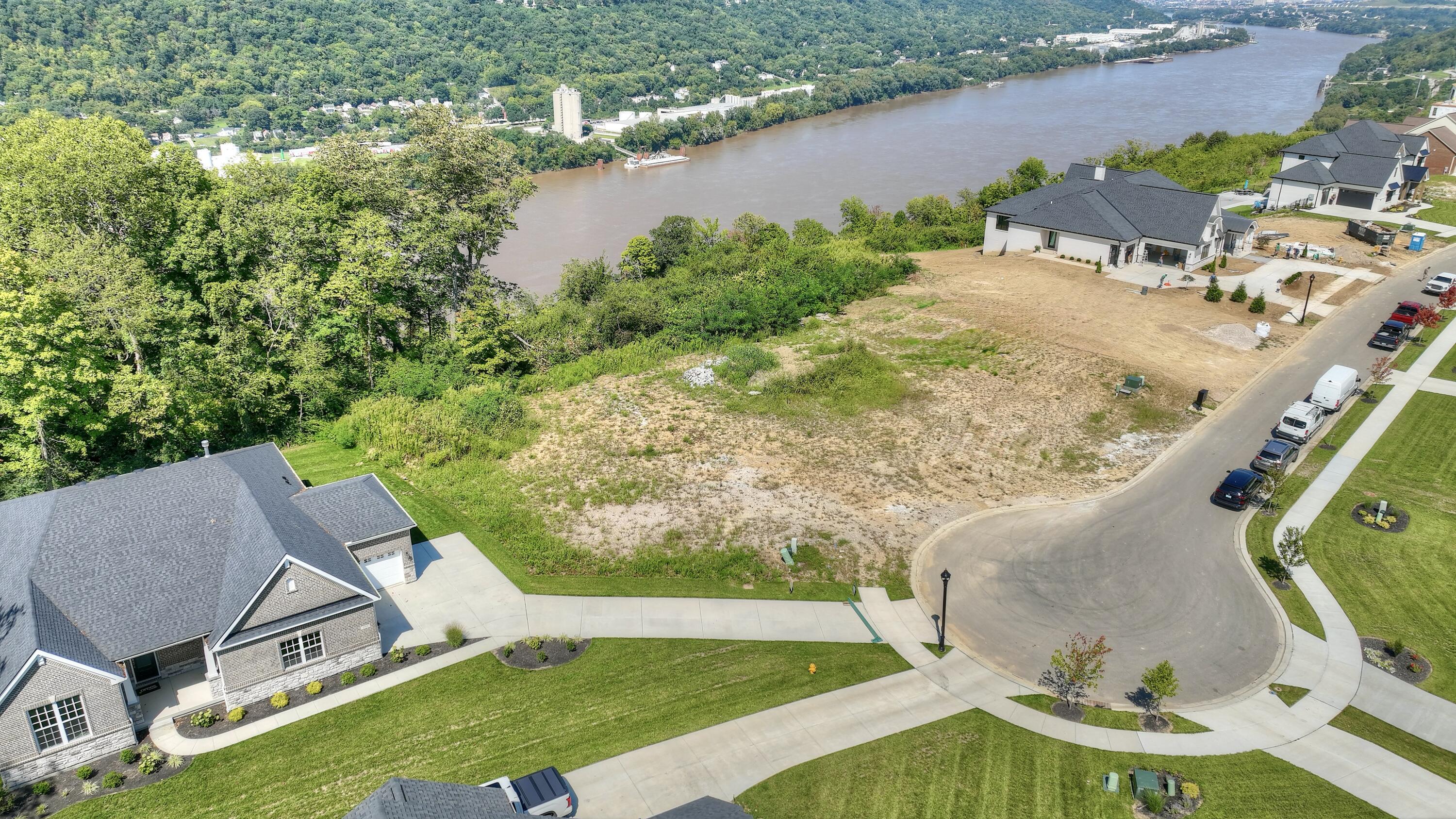 2748 River Birch Drive Property Photo 4