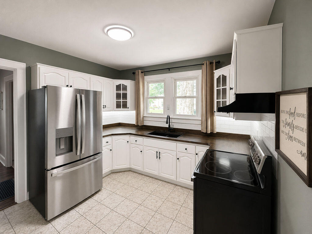 23 Charlotte Heights Property Photo 14