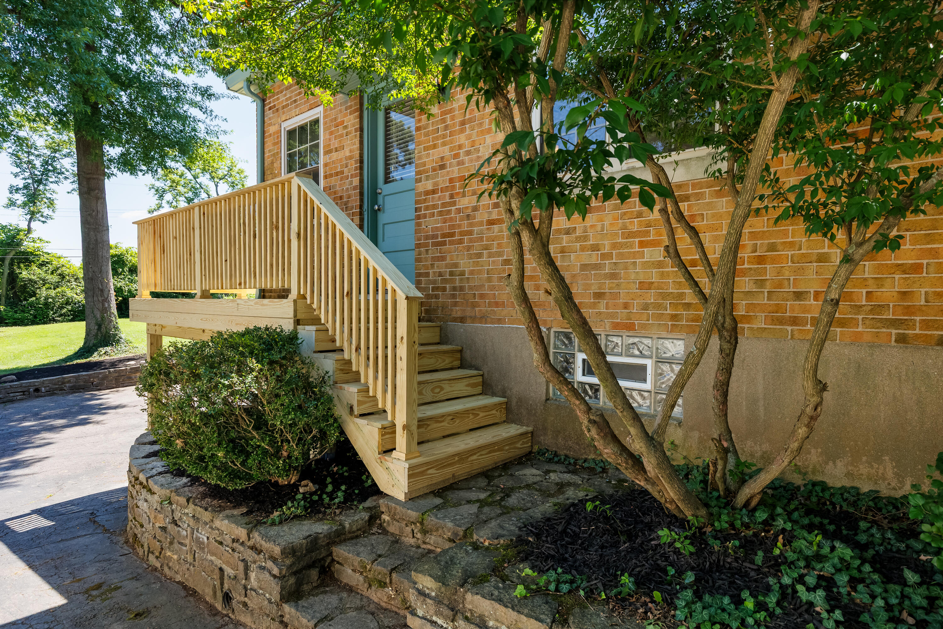 90 Arcadia Avenue Property Photo 36