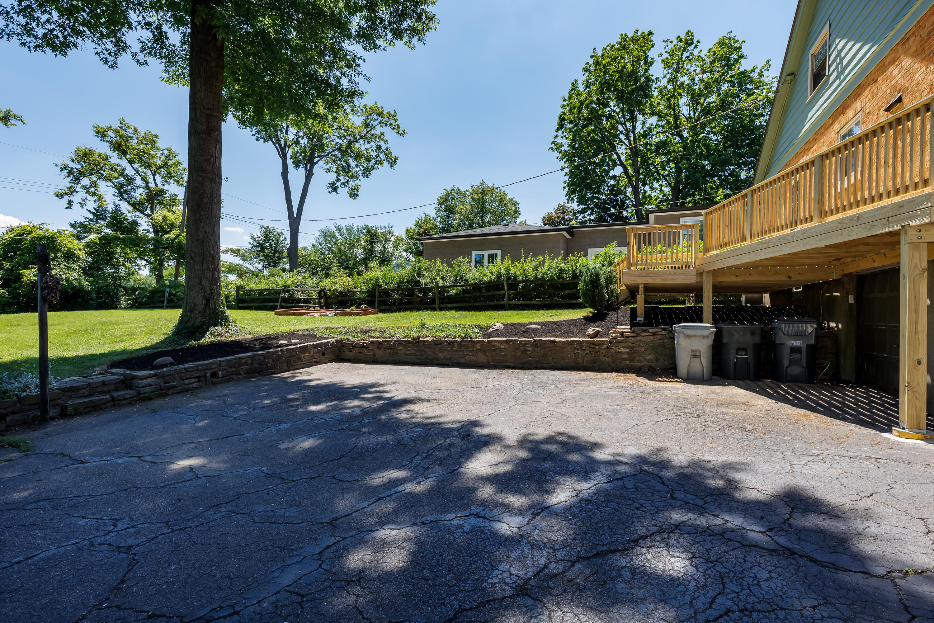 90 Arcadia Avenue Property Photo 43