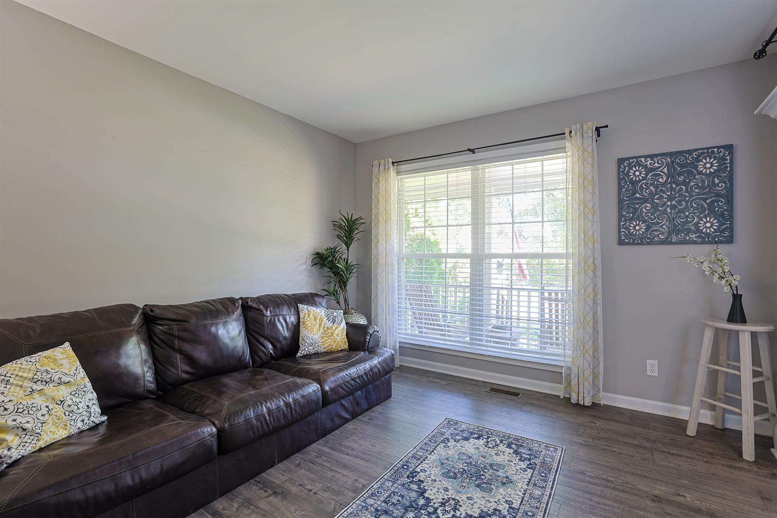 1117 Grindstone Court Property Photo 7