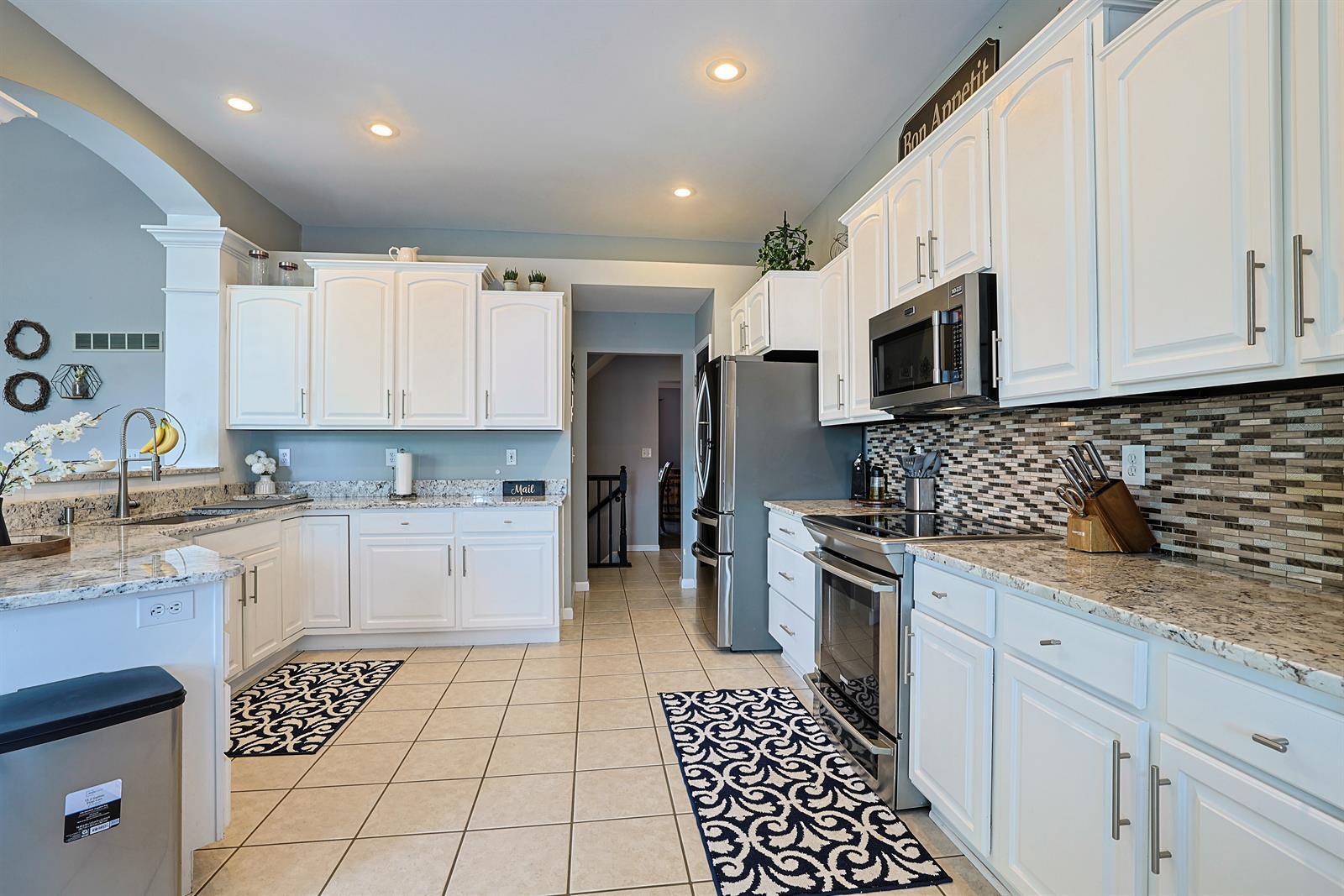 1117 Grindstone Court Property Photo 16