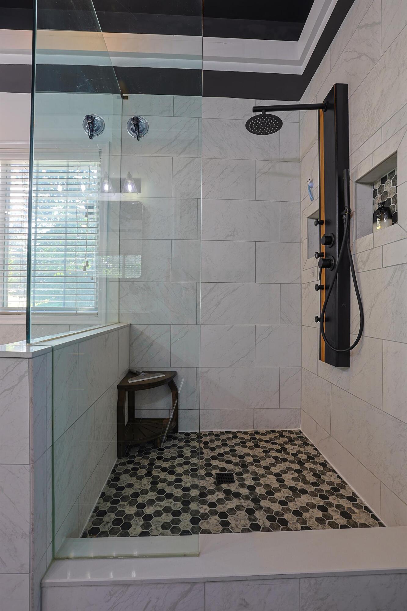 1117 Grindstone Court Property Photo 28
