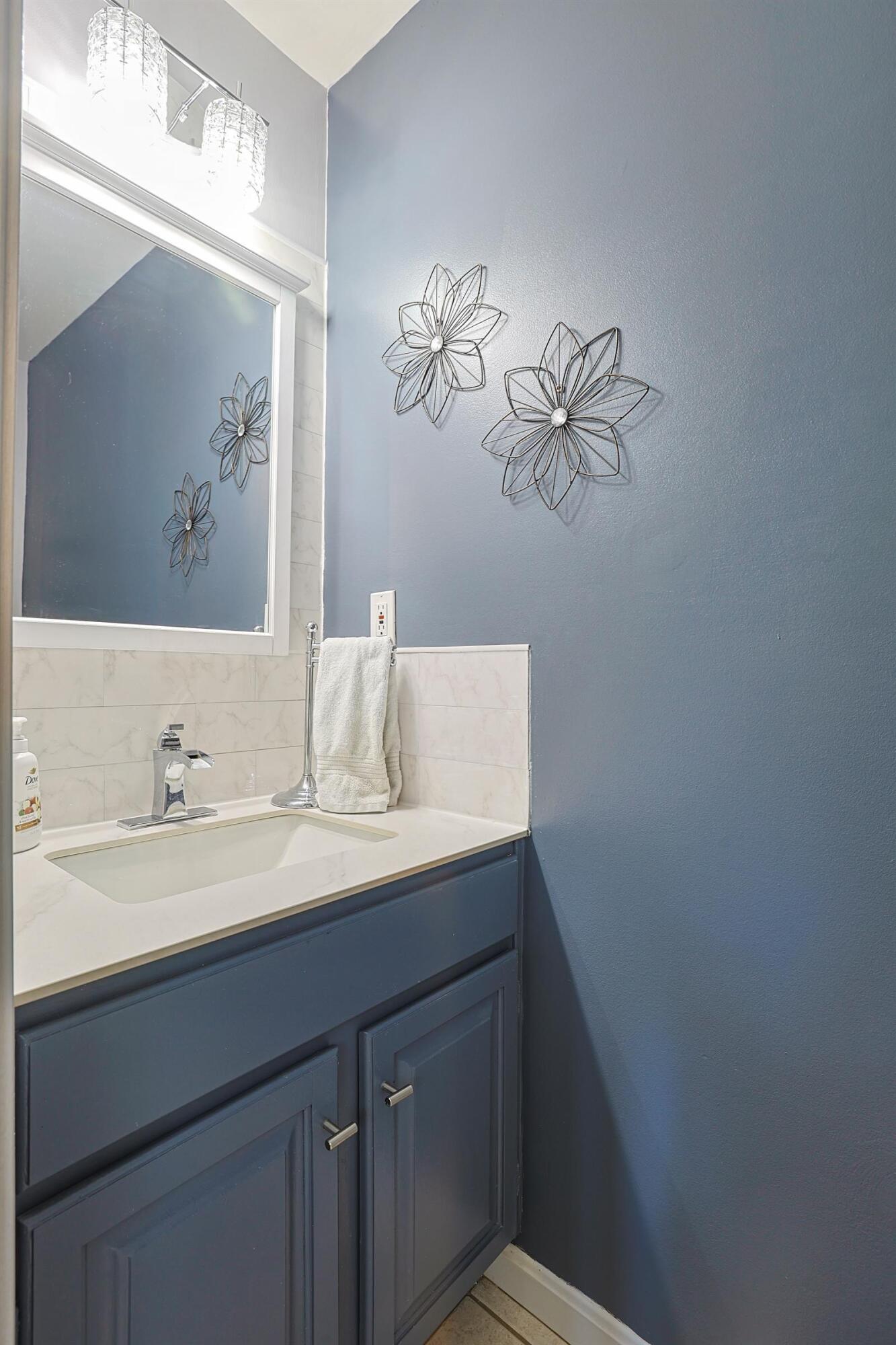 1117 Grindstone Court Property Photo 34