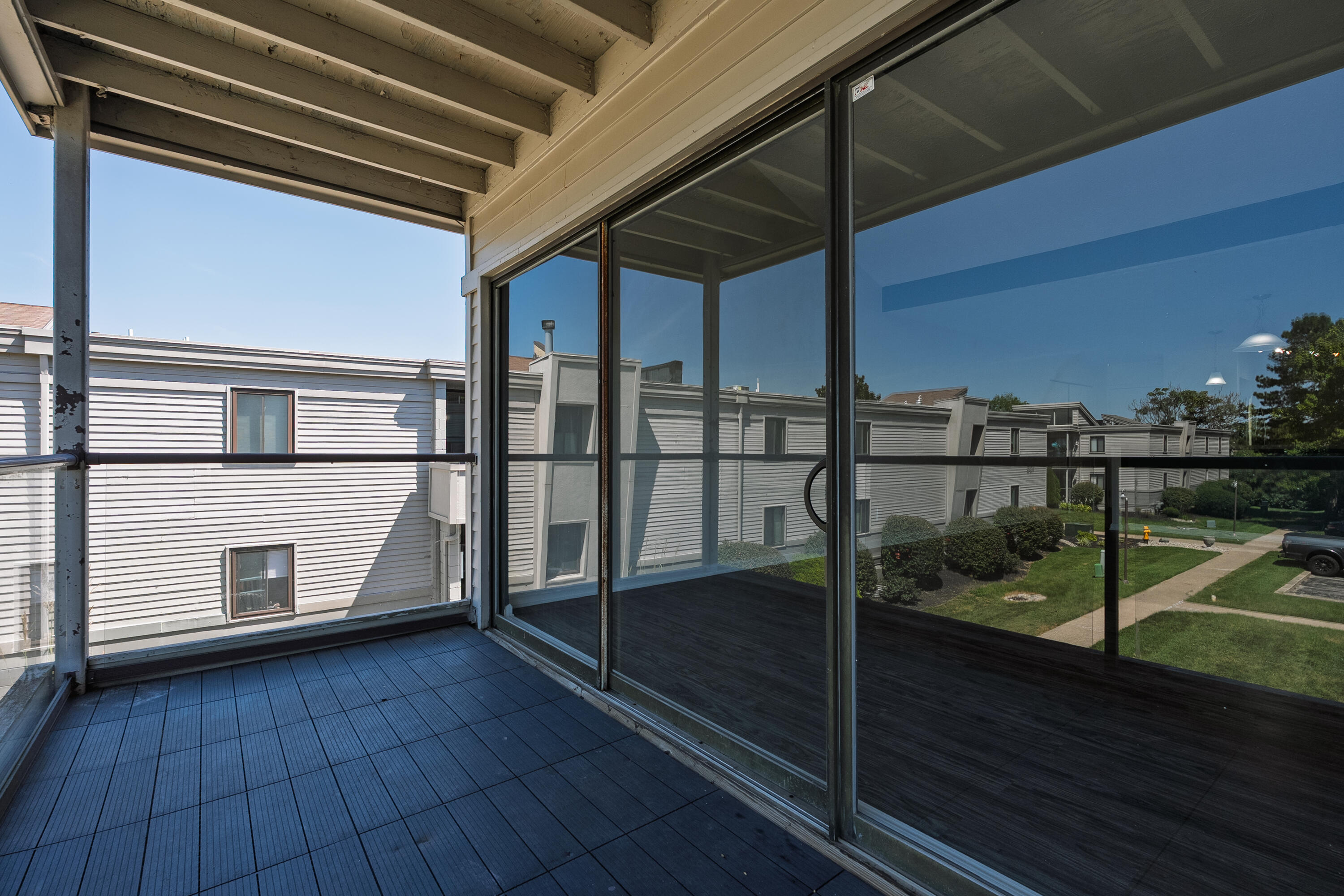 105 Winding Way, C Property Photo 15