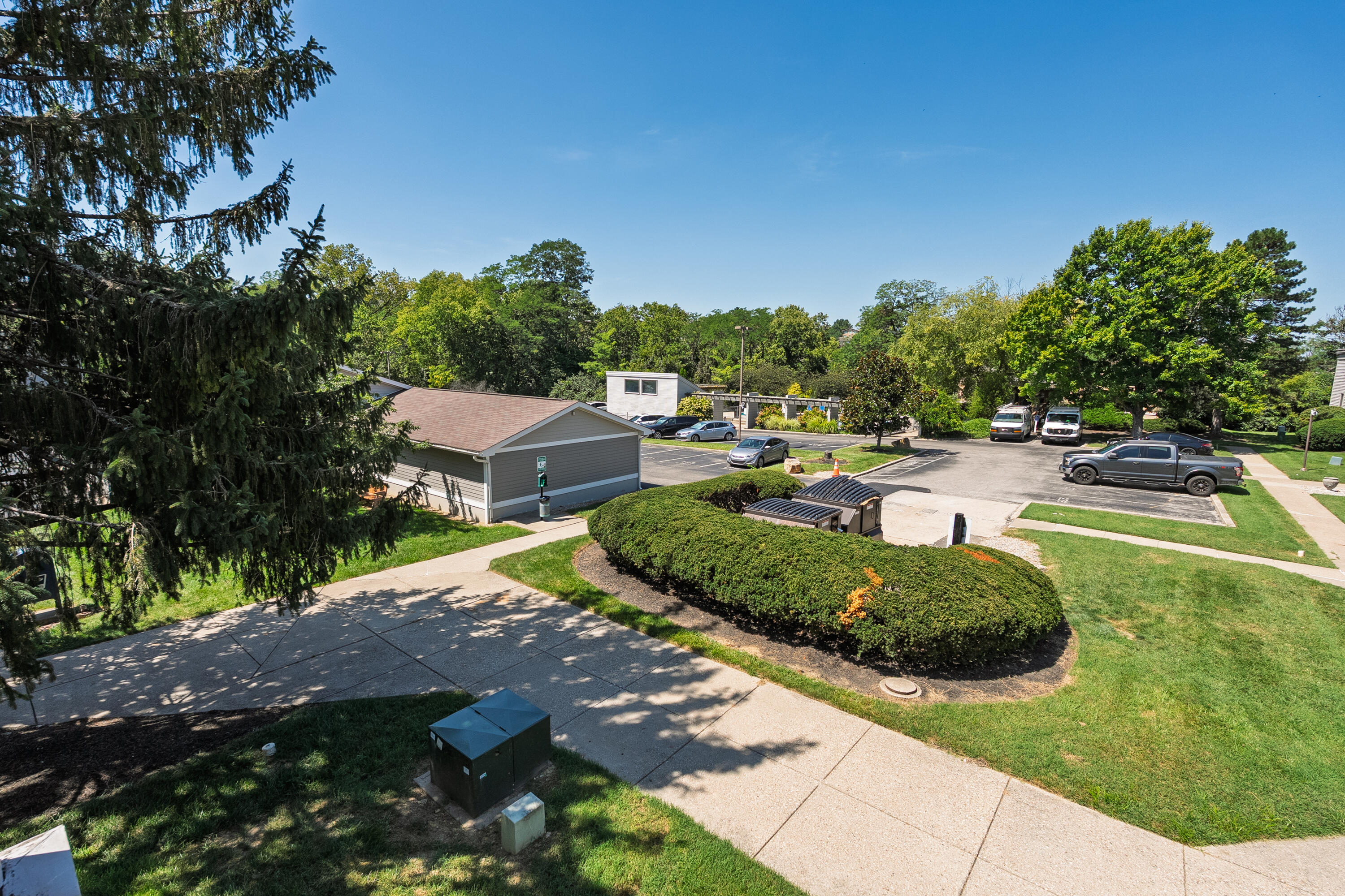 105 Winding Way, C Property Photo 19