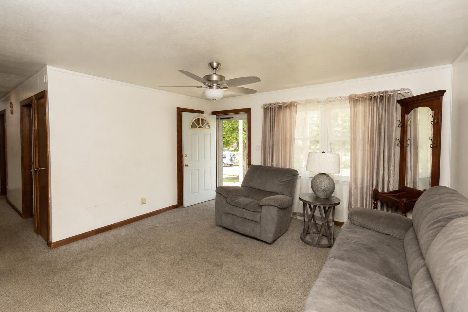 3346 Sycamore Tree Lane Property Photo 4