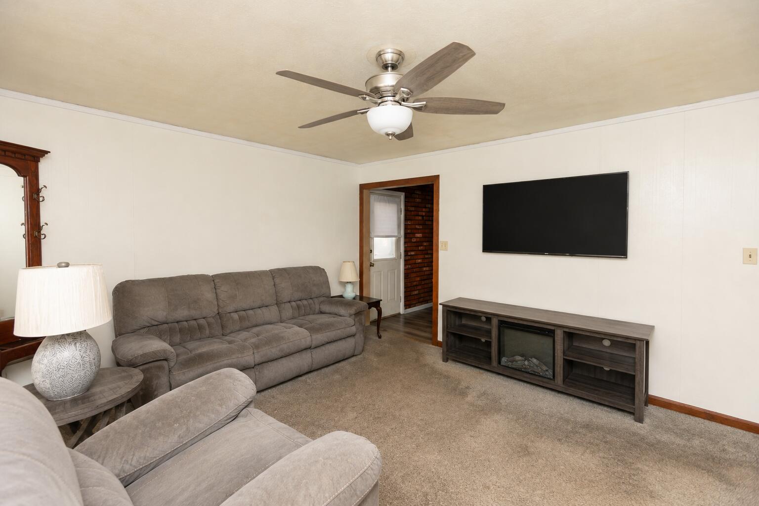 3346 Sycamore Tree Lane Property Photo 5