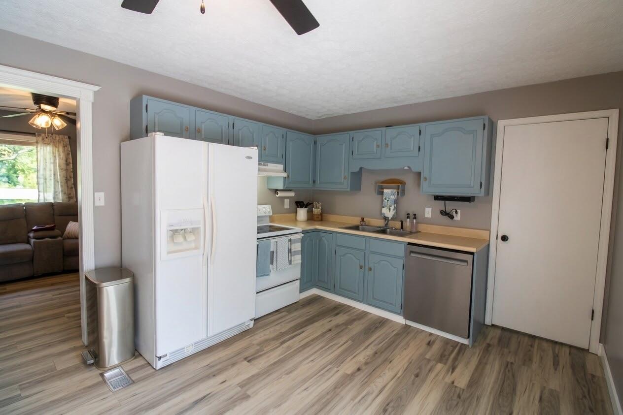 2 Terence Road Property Photo 7