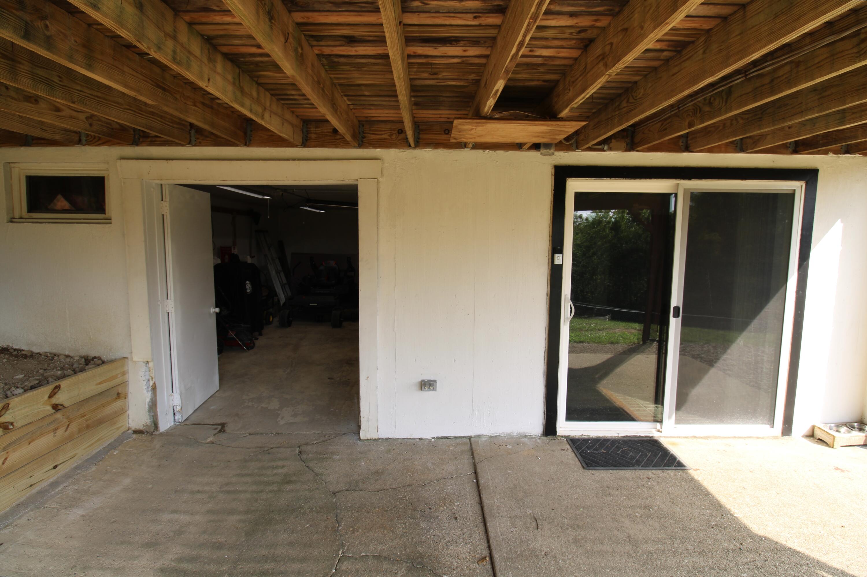 2 Terence Road Property Photo 34