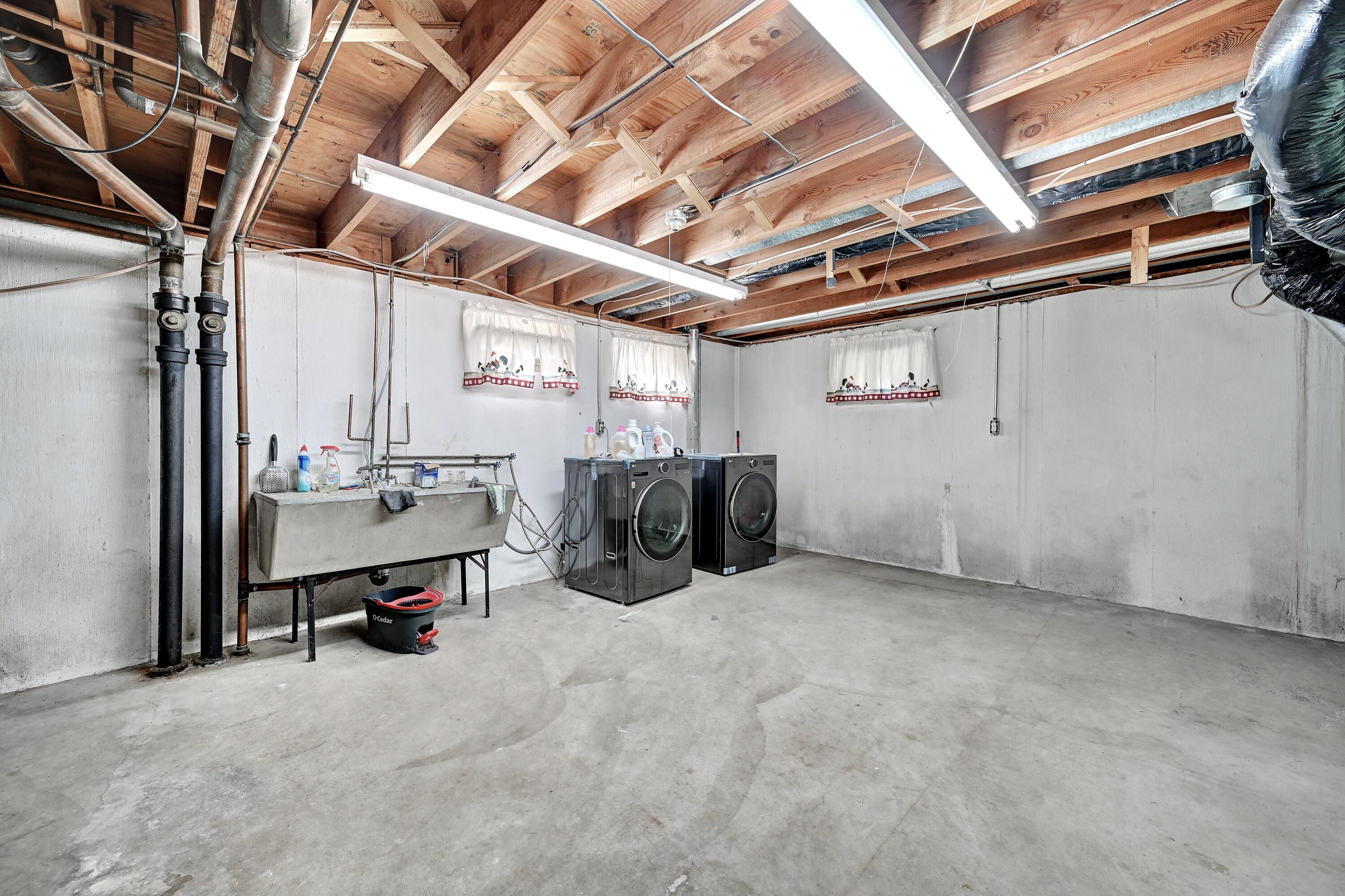 43 Rajean Drive Property Photo 20