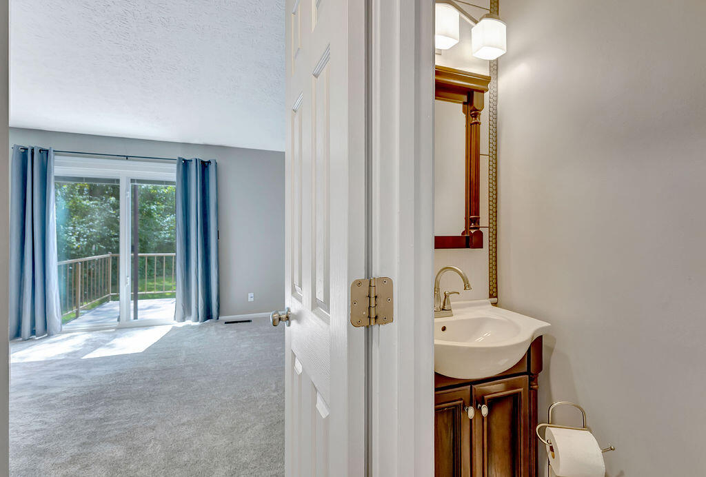 6523 Summerfield Drive Property Photo 19
