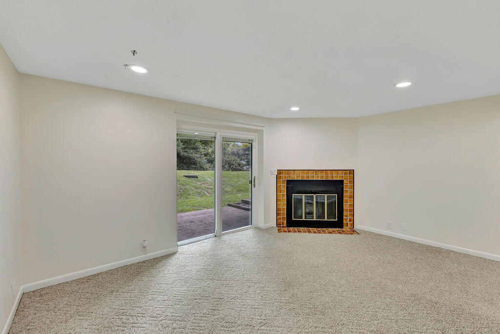 6523 Summerfield Drive Property Photo 30