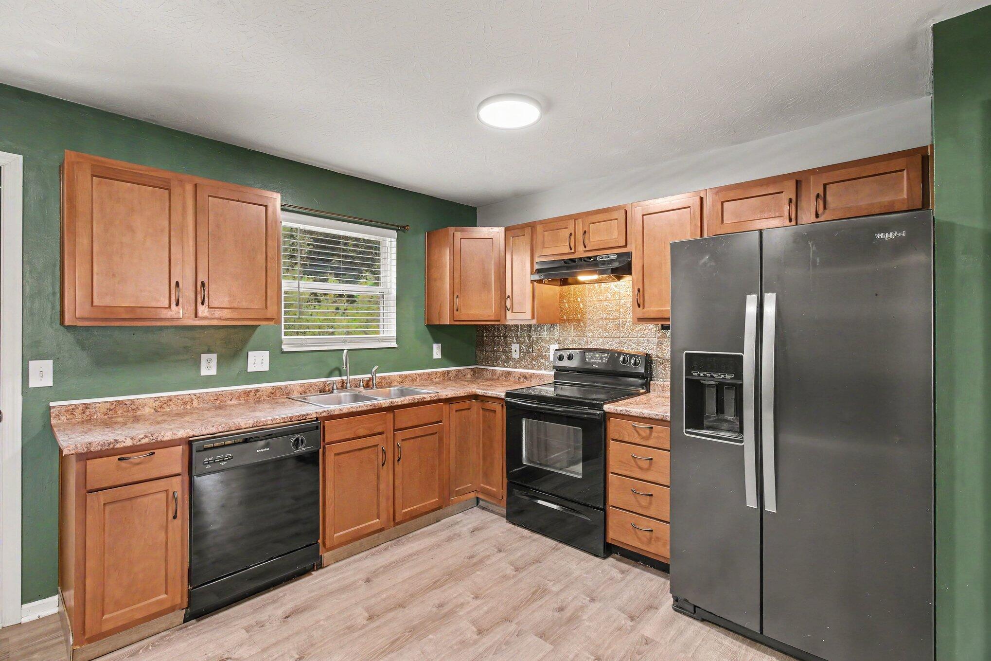 2067 Gribble Drive Property Photo 7