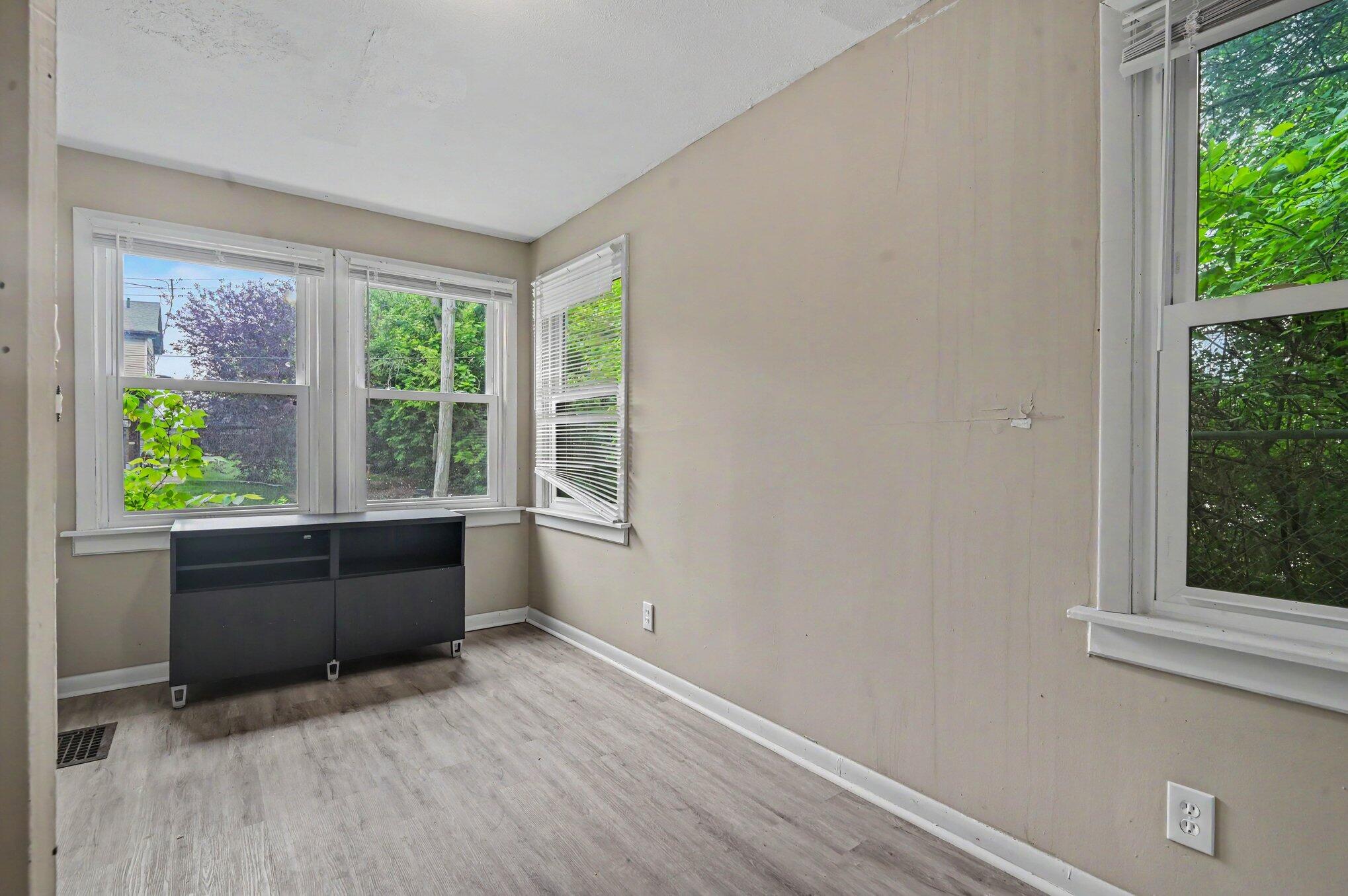3515 Carlisle Avenue Property Photo 13
