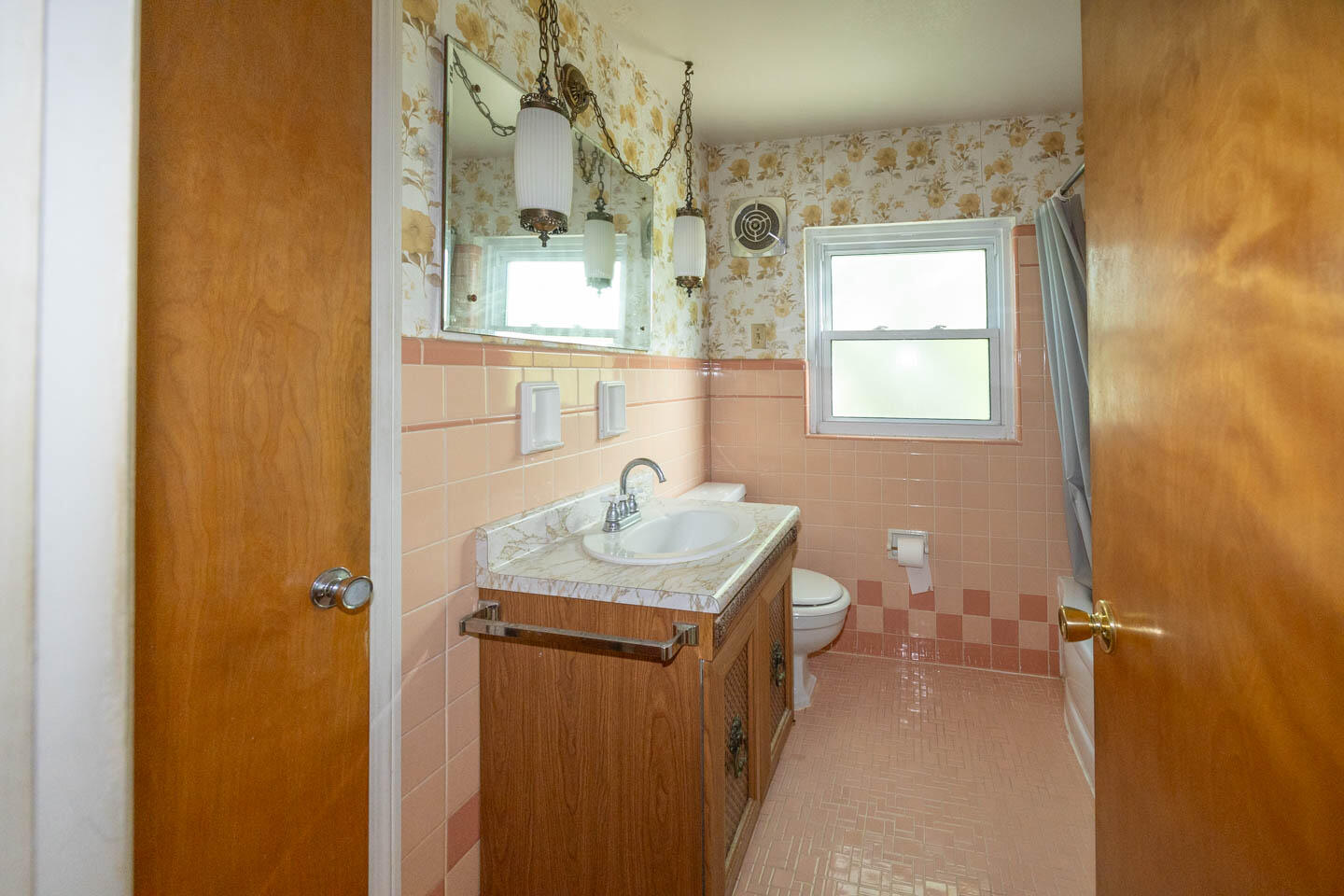 1 N Sherry Lane Property Photo 17