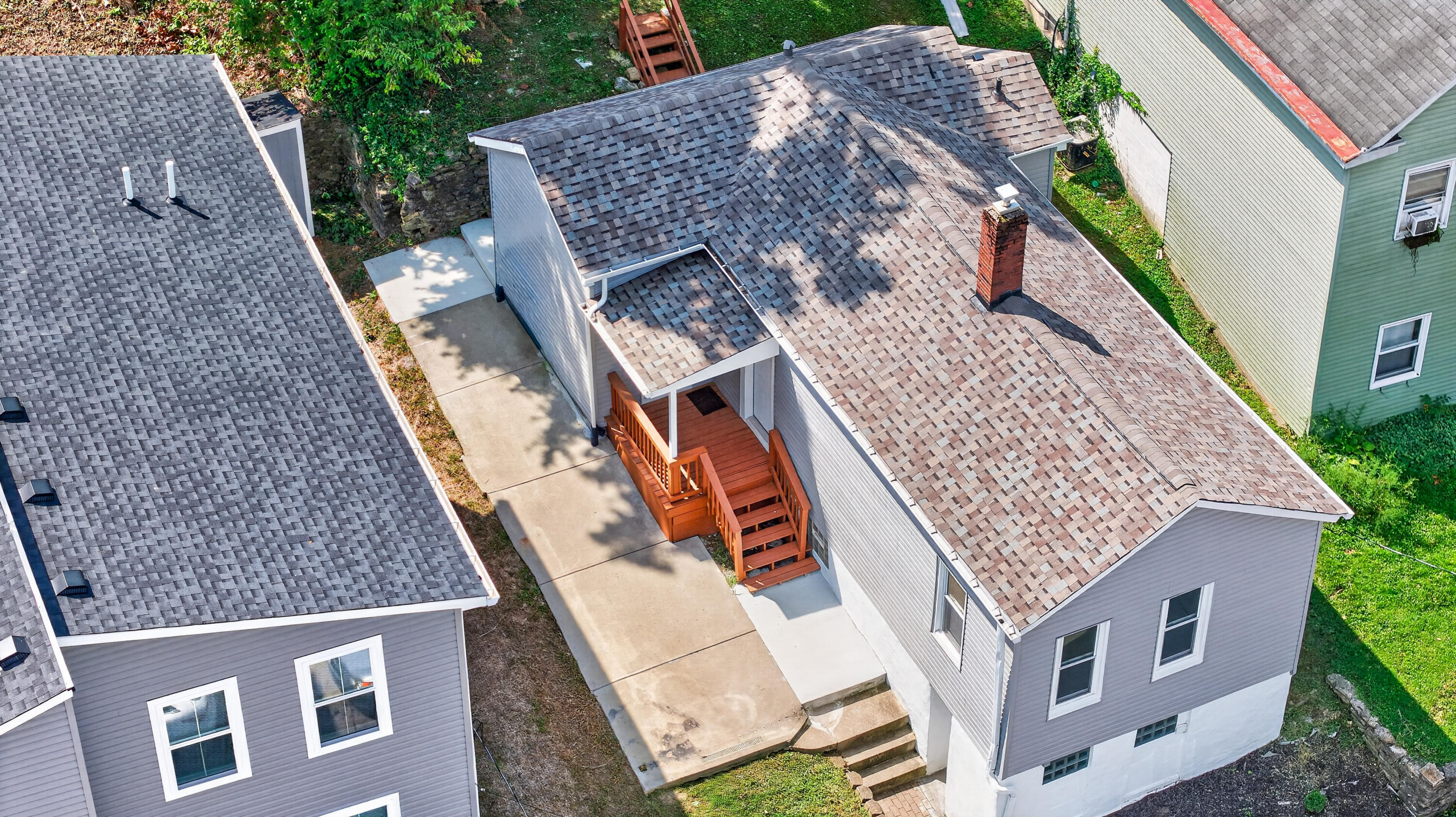 1207 John Street Property Photo 1