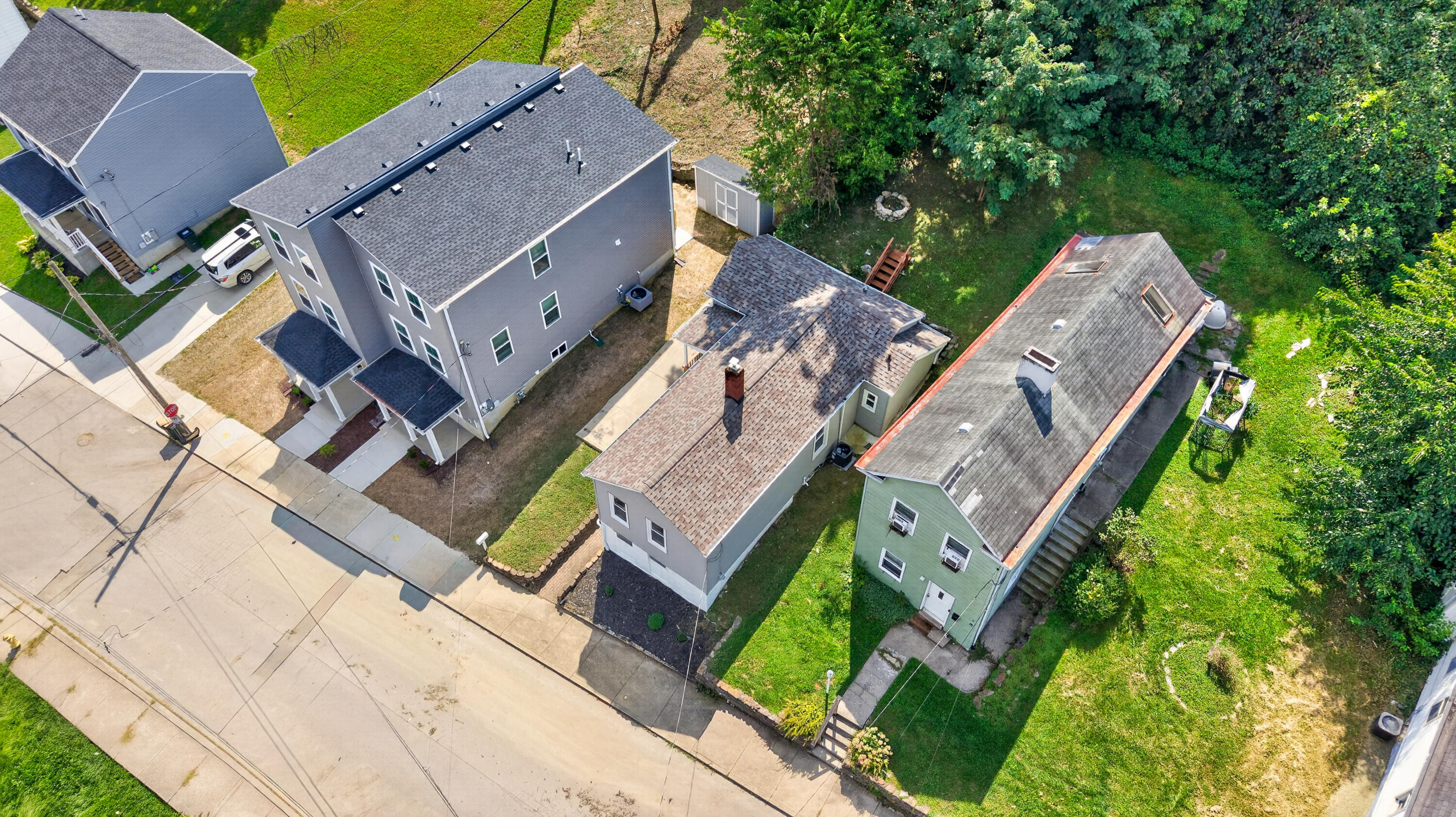 1207 John Street Property Photo 8
