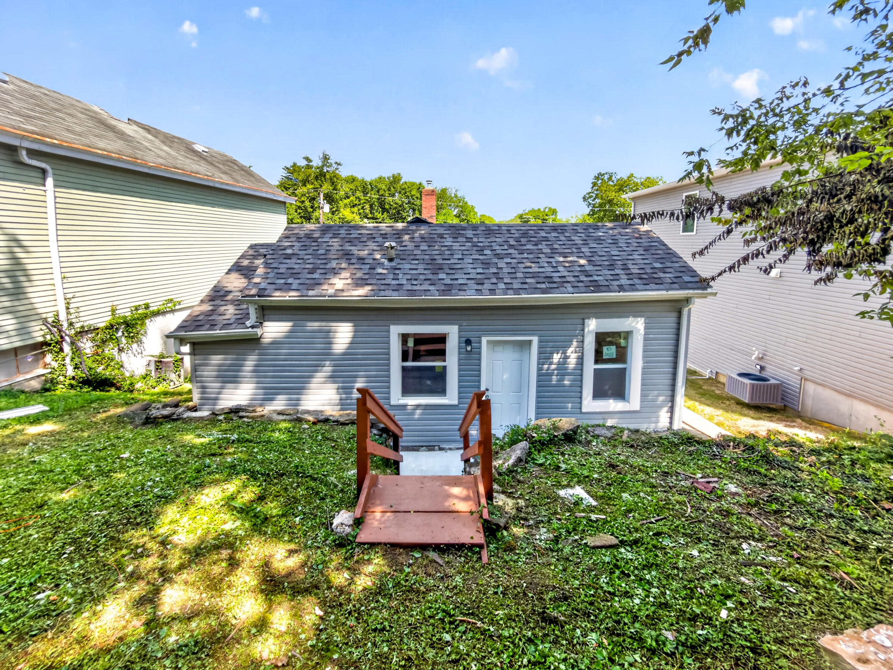 1207 John Street Property Photo 26