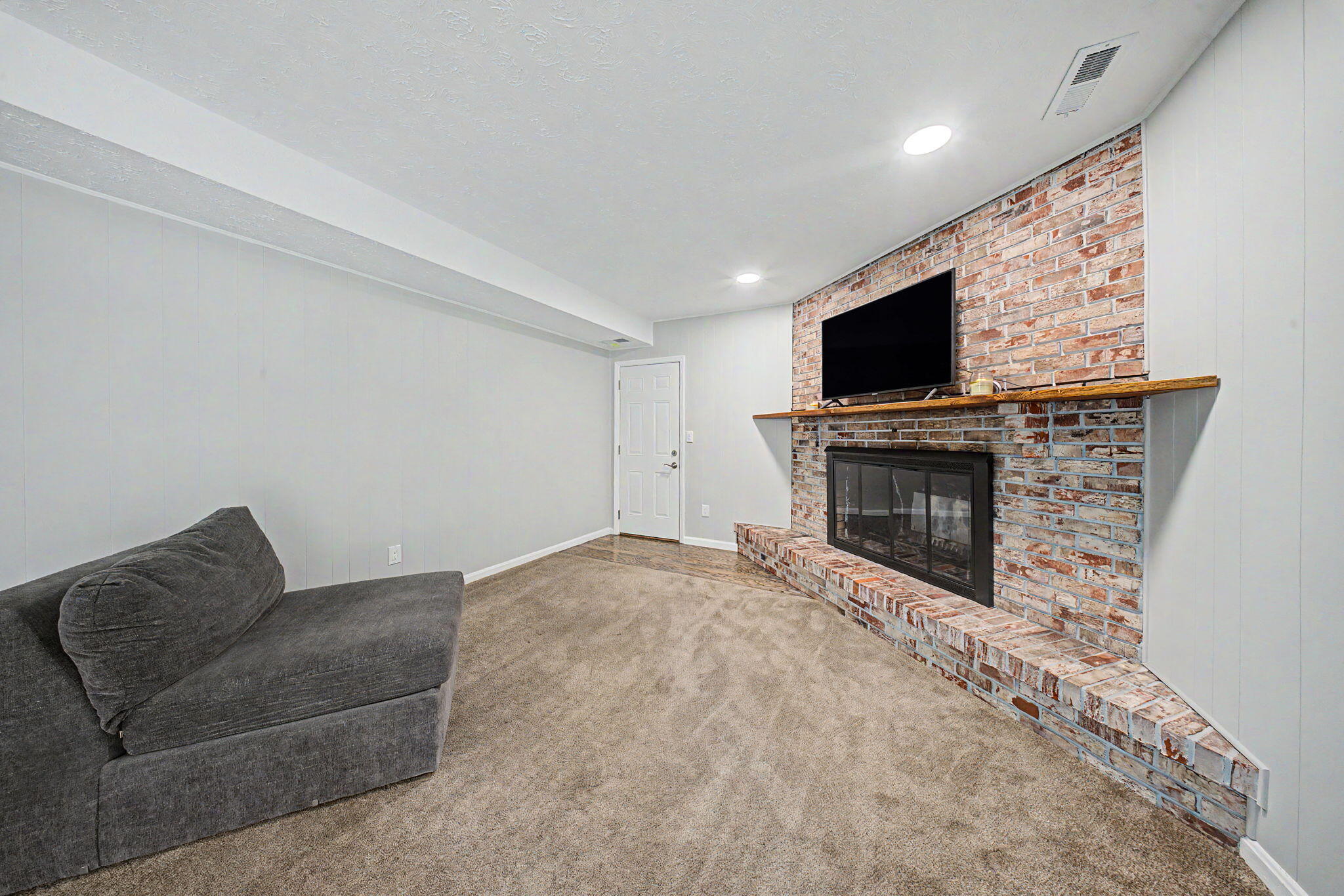138 W Dilcrest Circle Property Photo 30