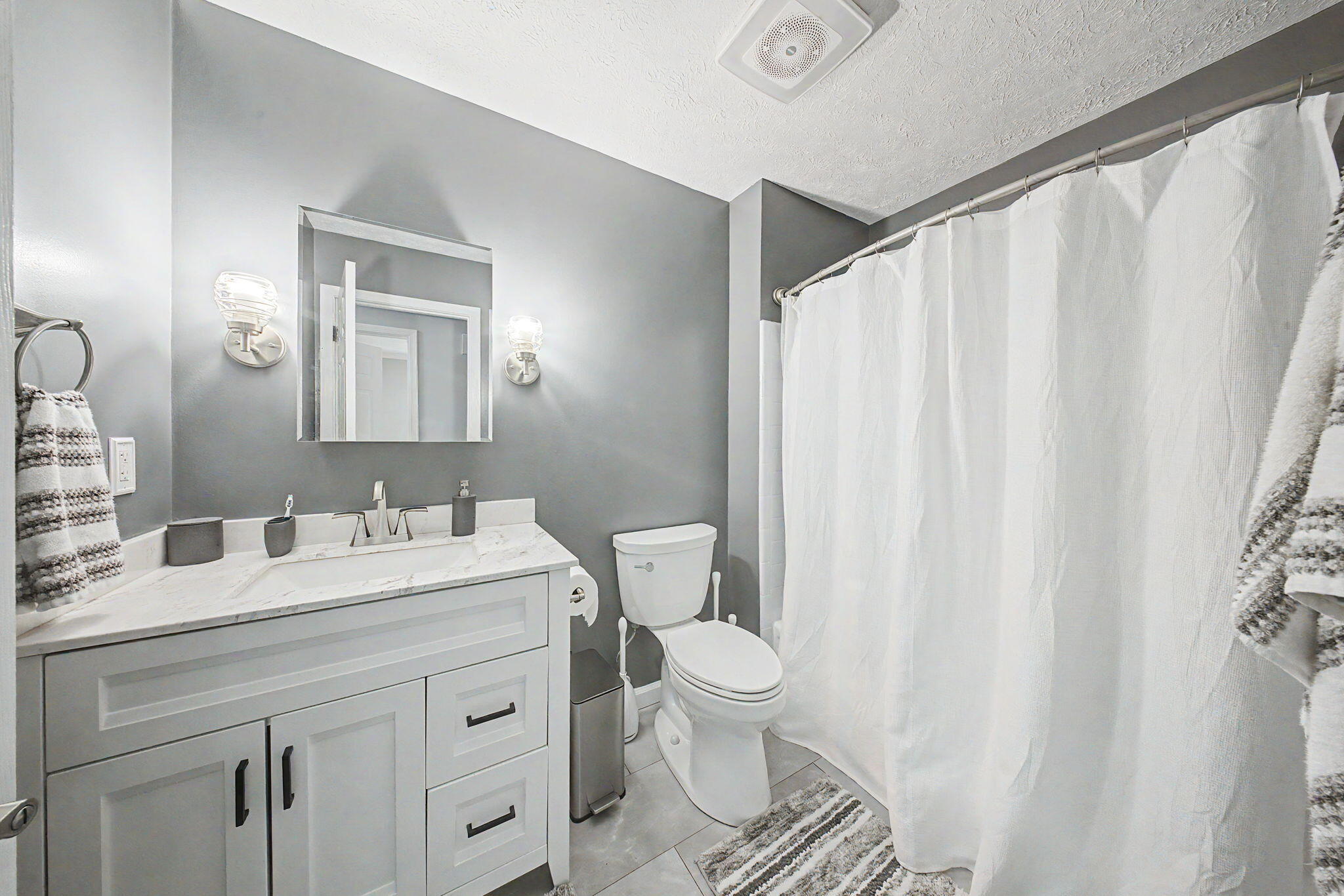 138 W Dilcrest Circle Property Photo 35