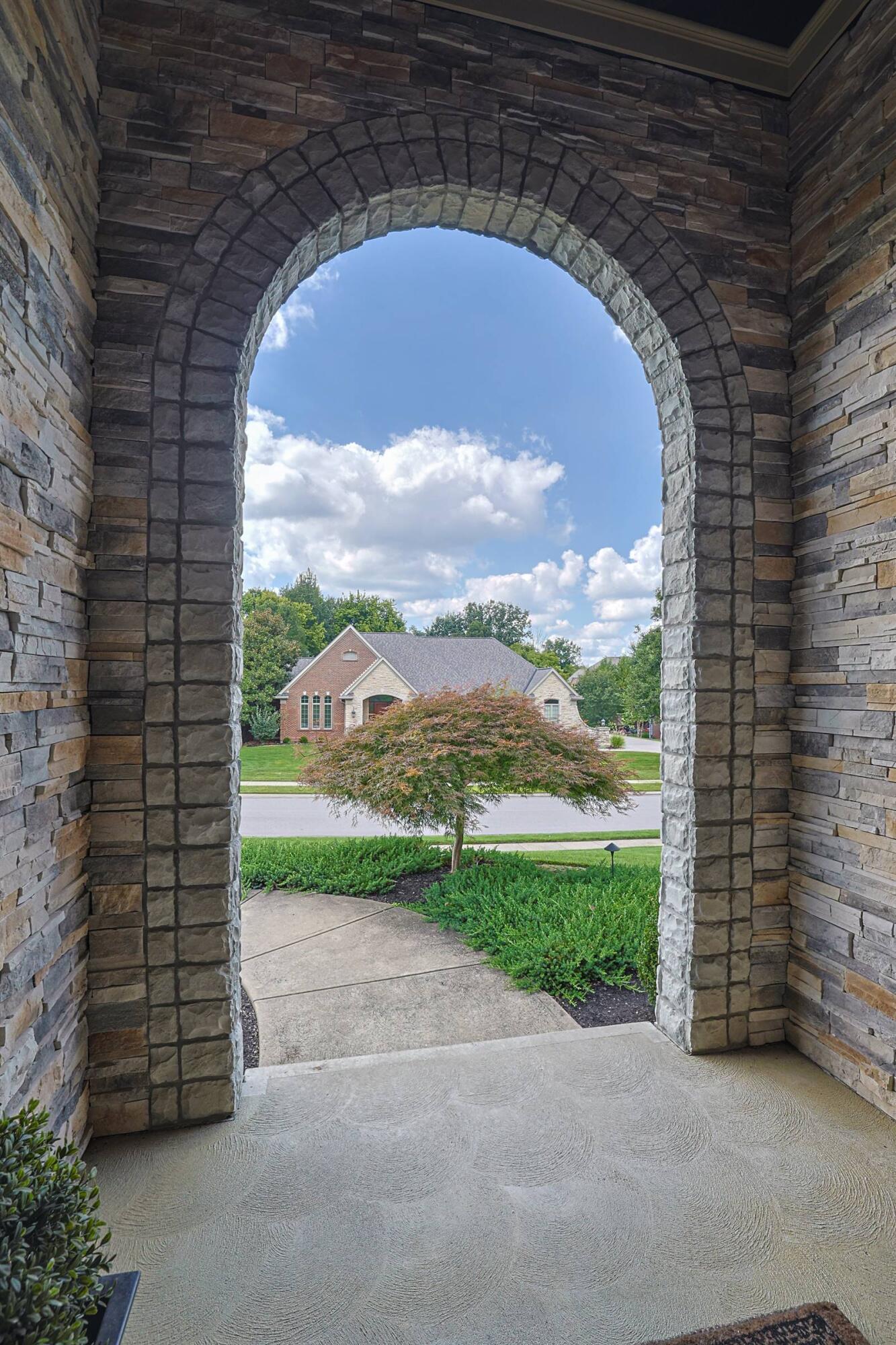 10725 Meadow Stable Lane Property Photo 4