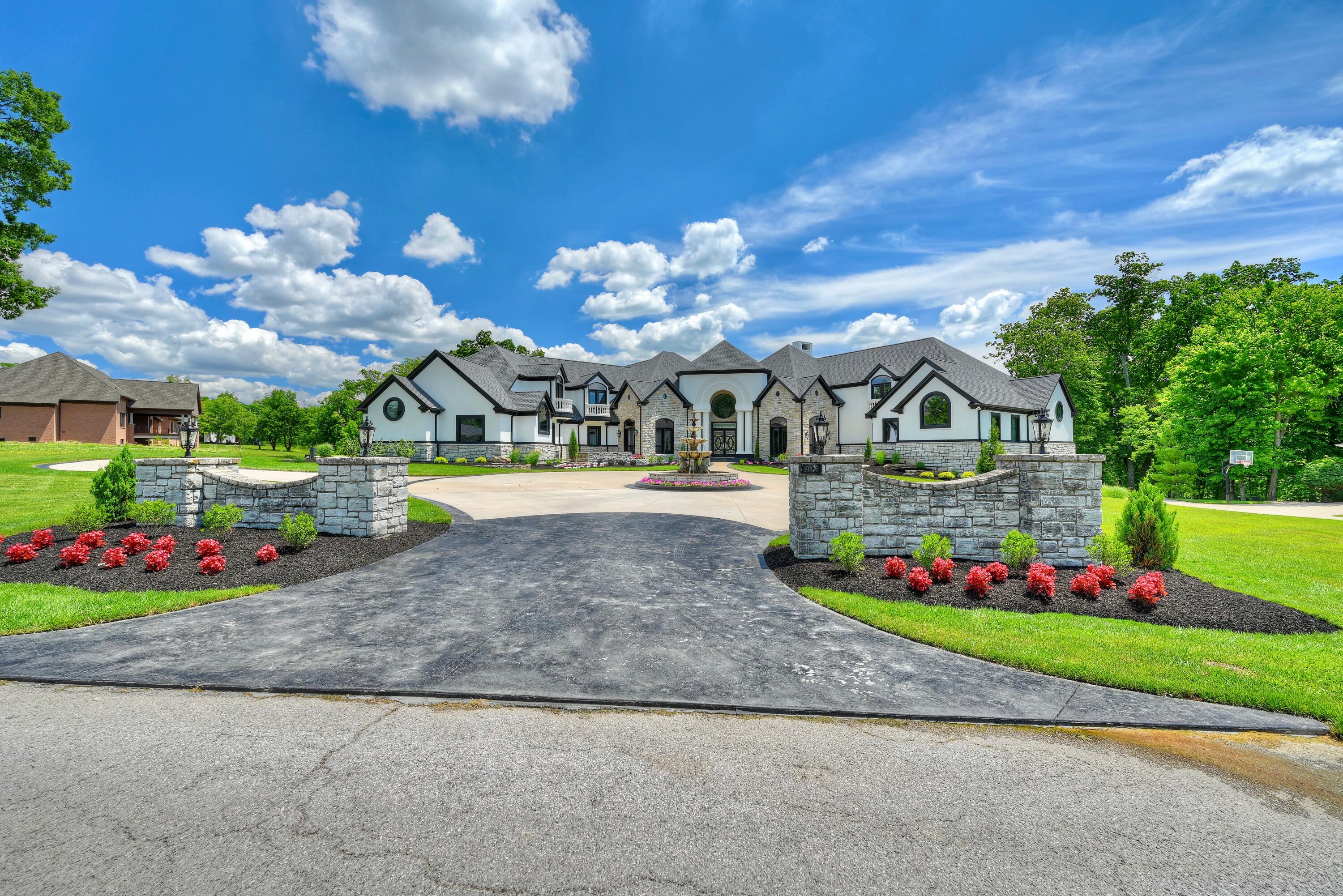 10826 Omaha Trace Property Photo 3
