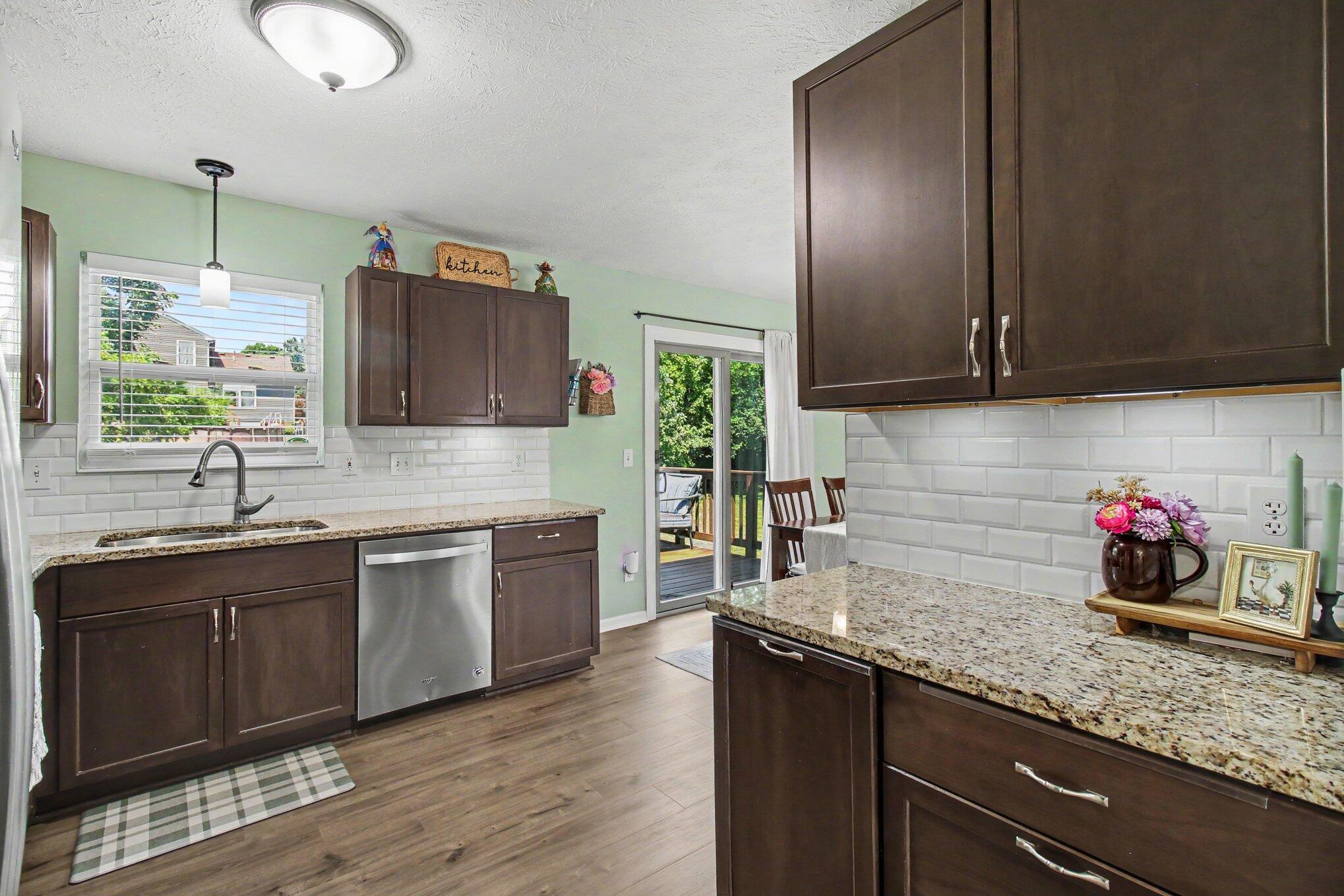 3392 Senate Place Property Photo 10