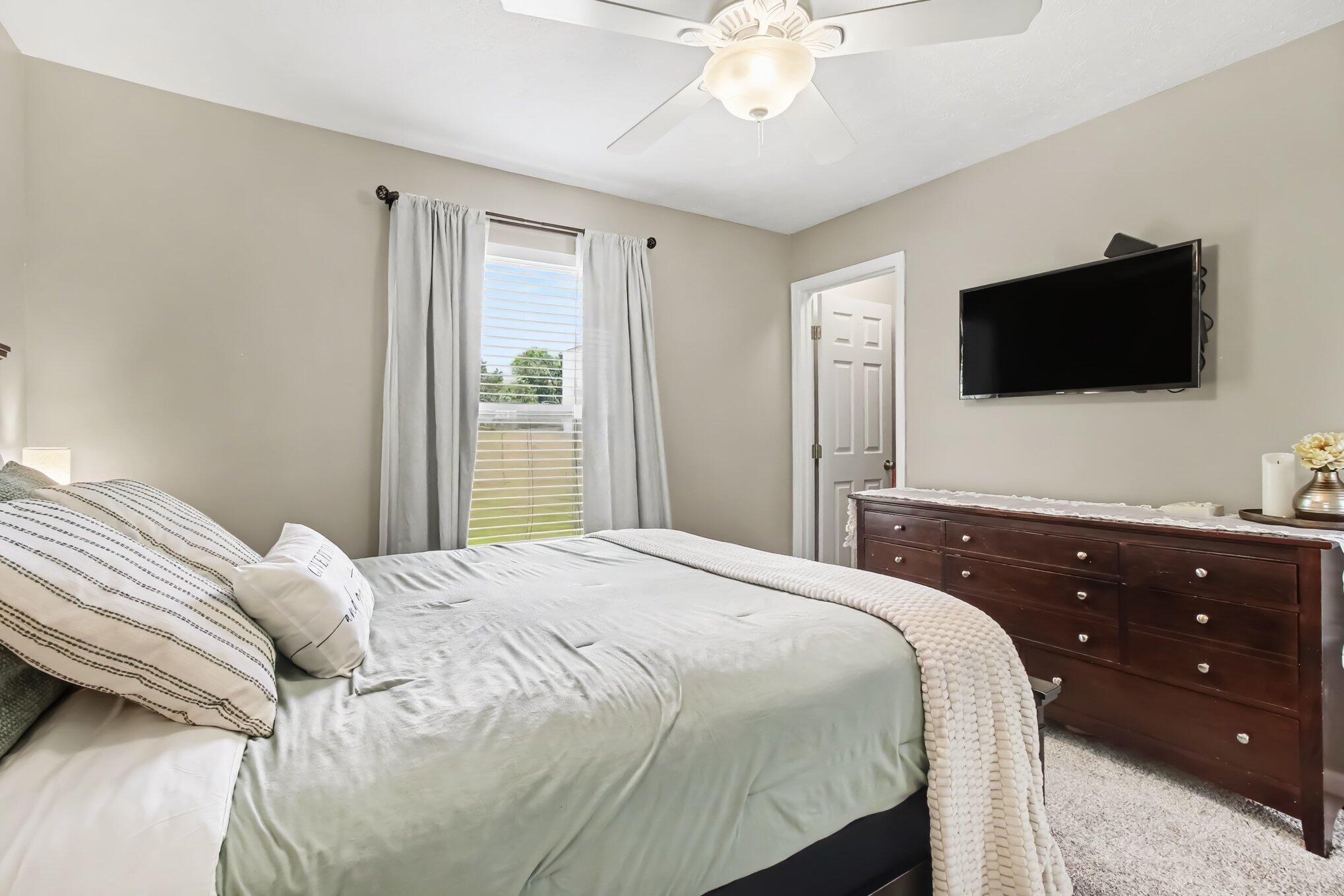3392 Senate Place Property Photo 13