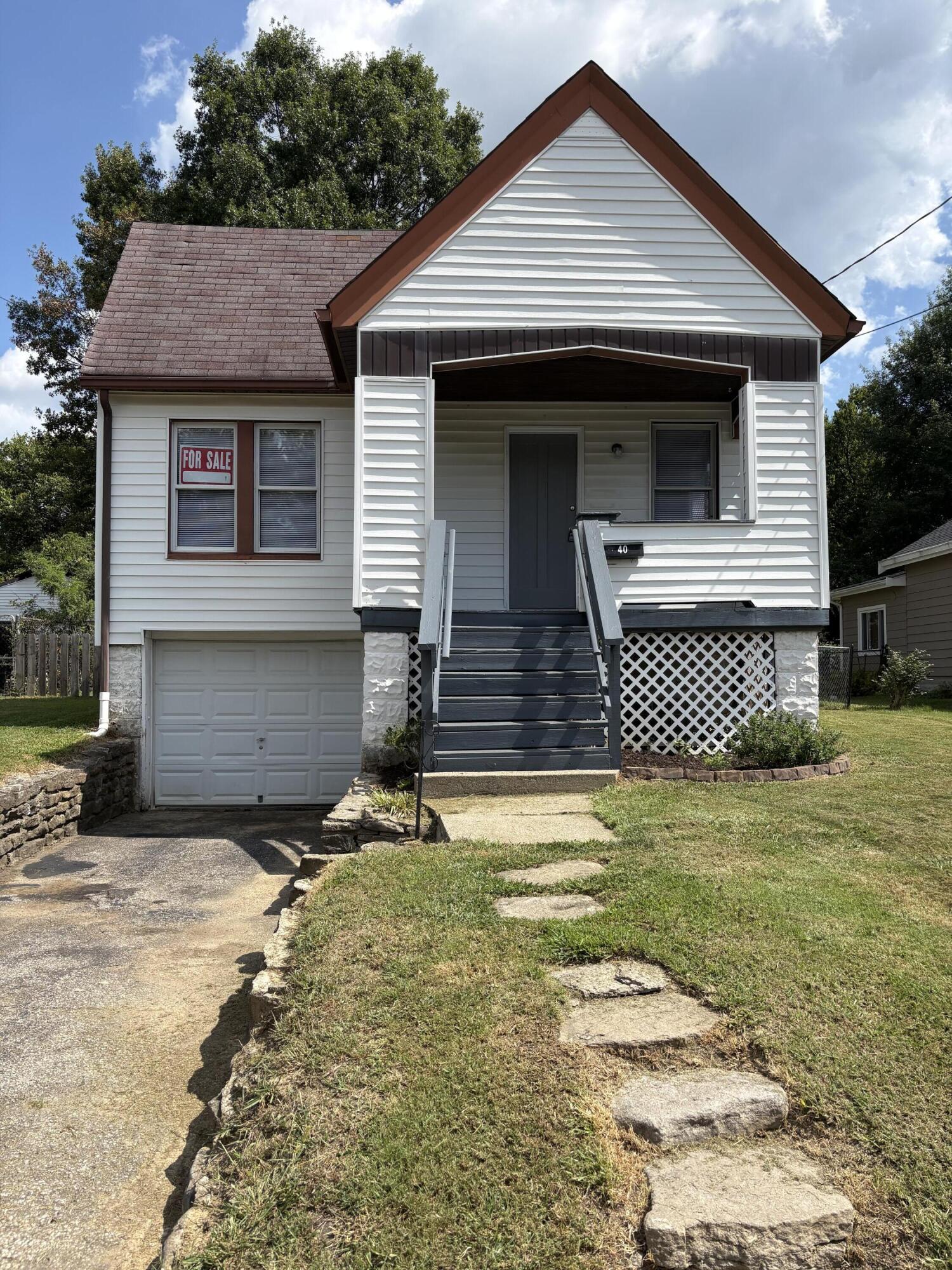 40 Sunset Avenue Property Photo 2