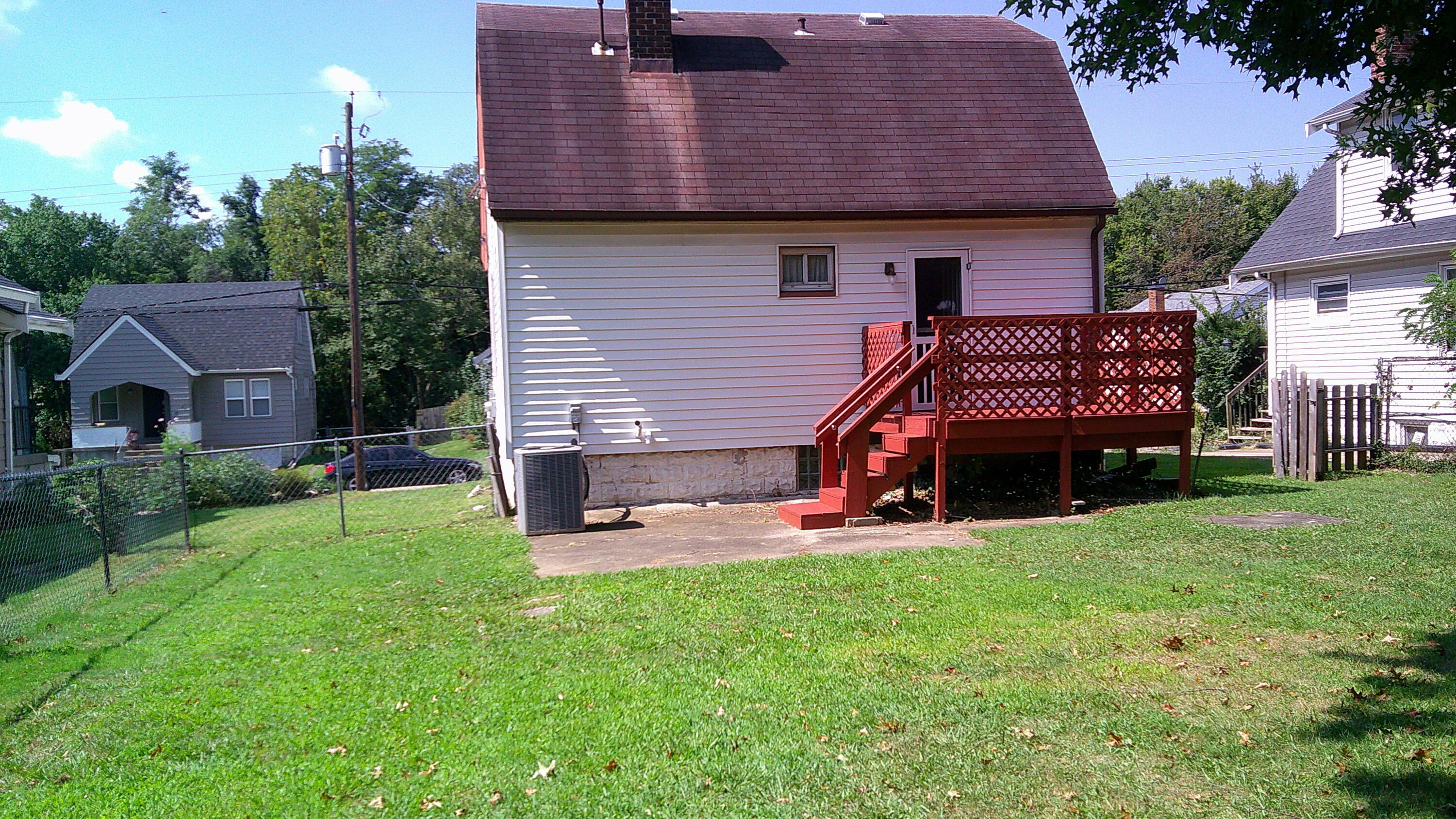 40 Sunset Avenue Property Photo 3