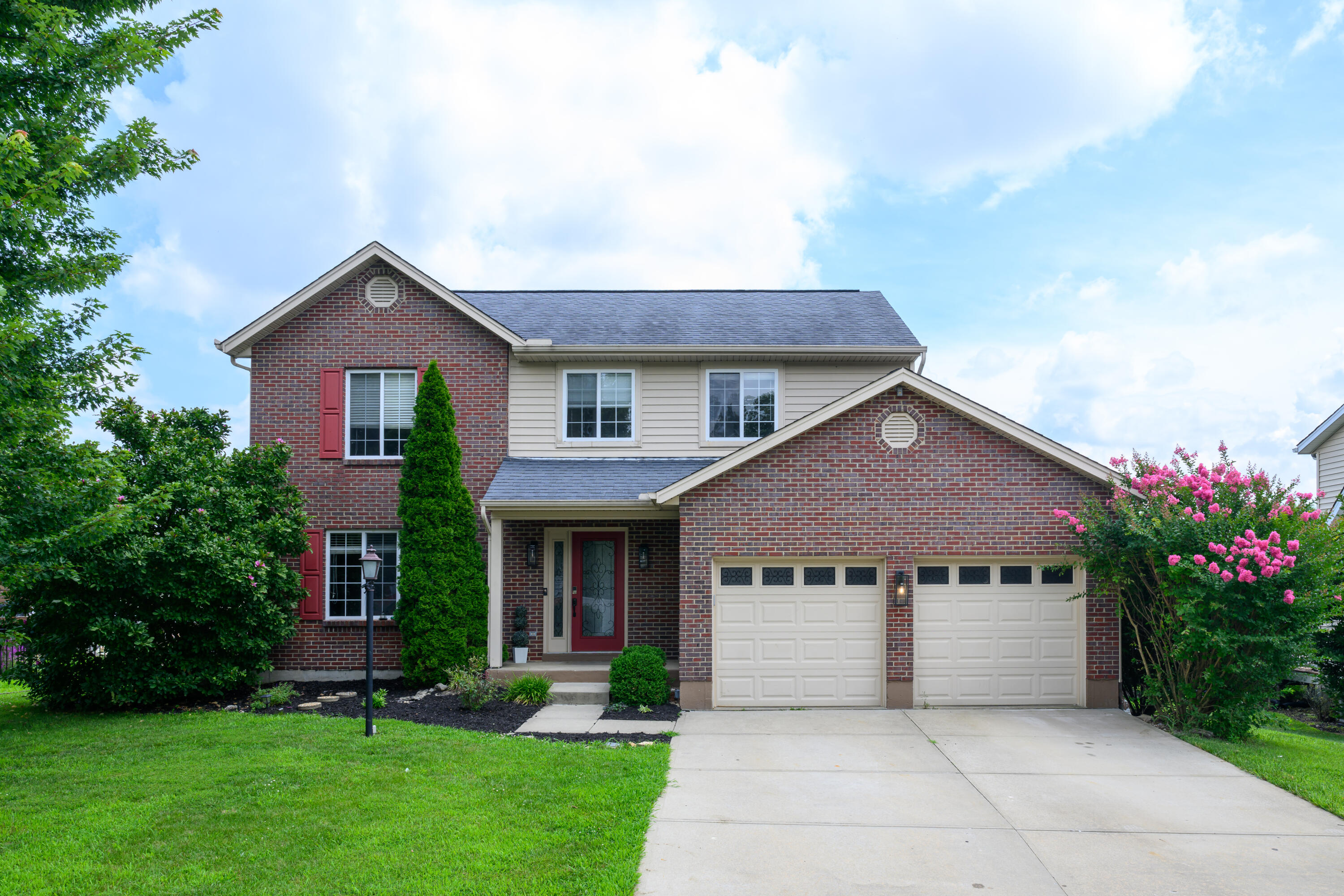 10008 Wild Cherry Drive Property Photo 1