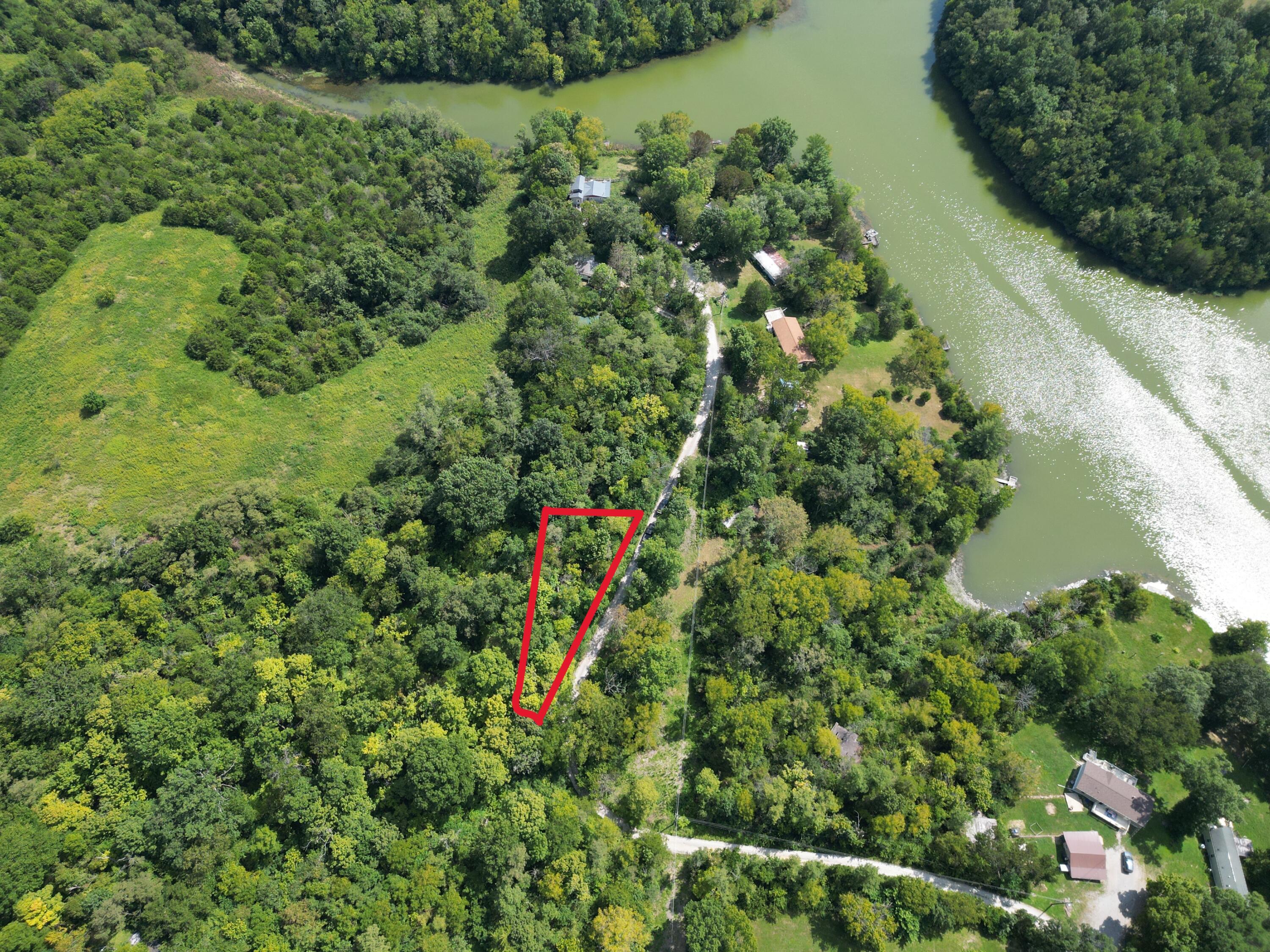 000 Corinth Shore Drive Property Photo 1