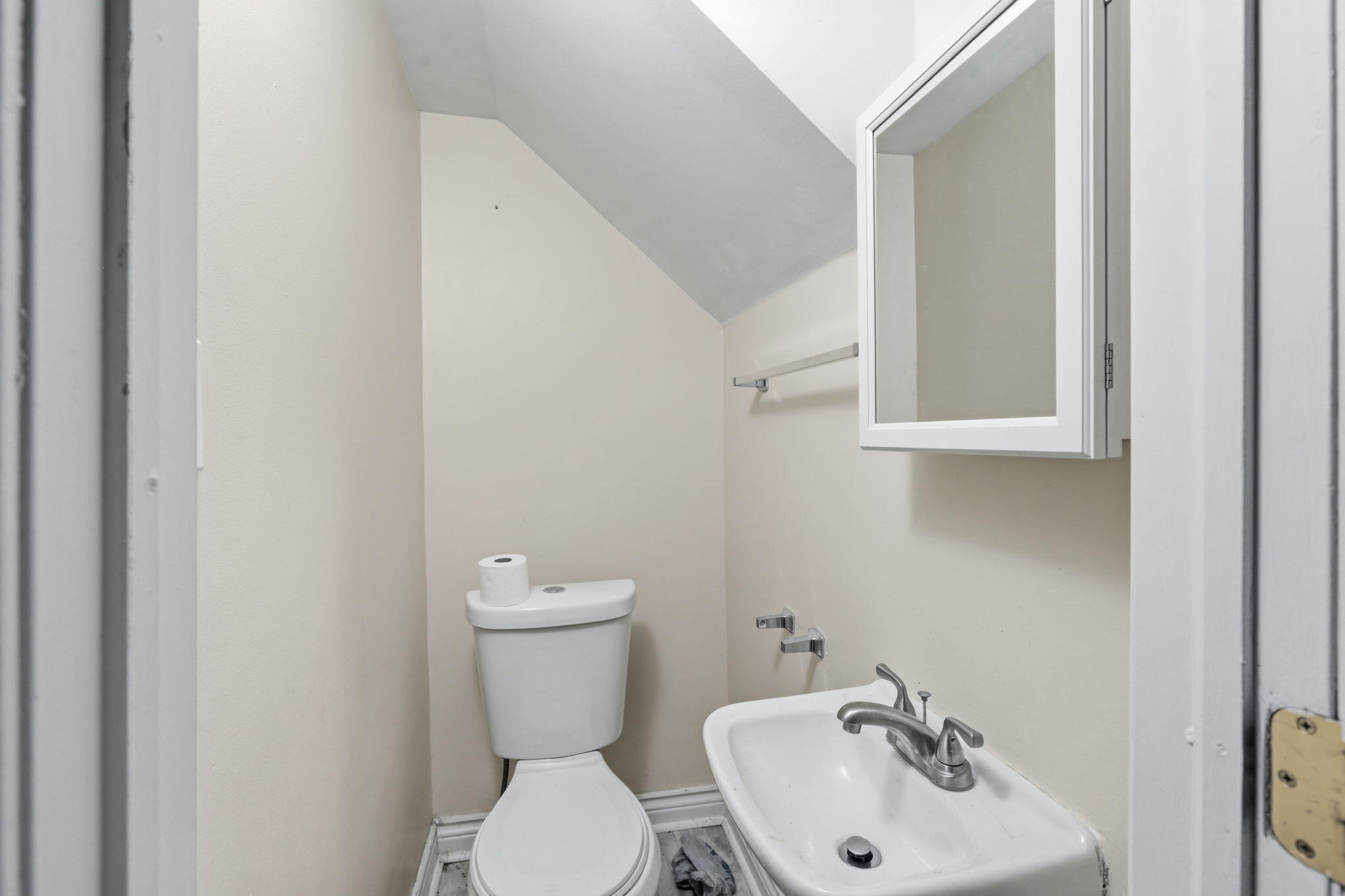 3912 Huntington Avenue Property Photo 15
